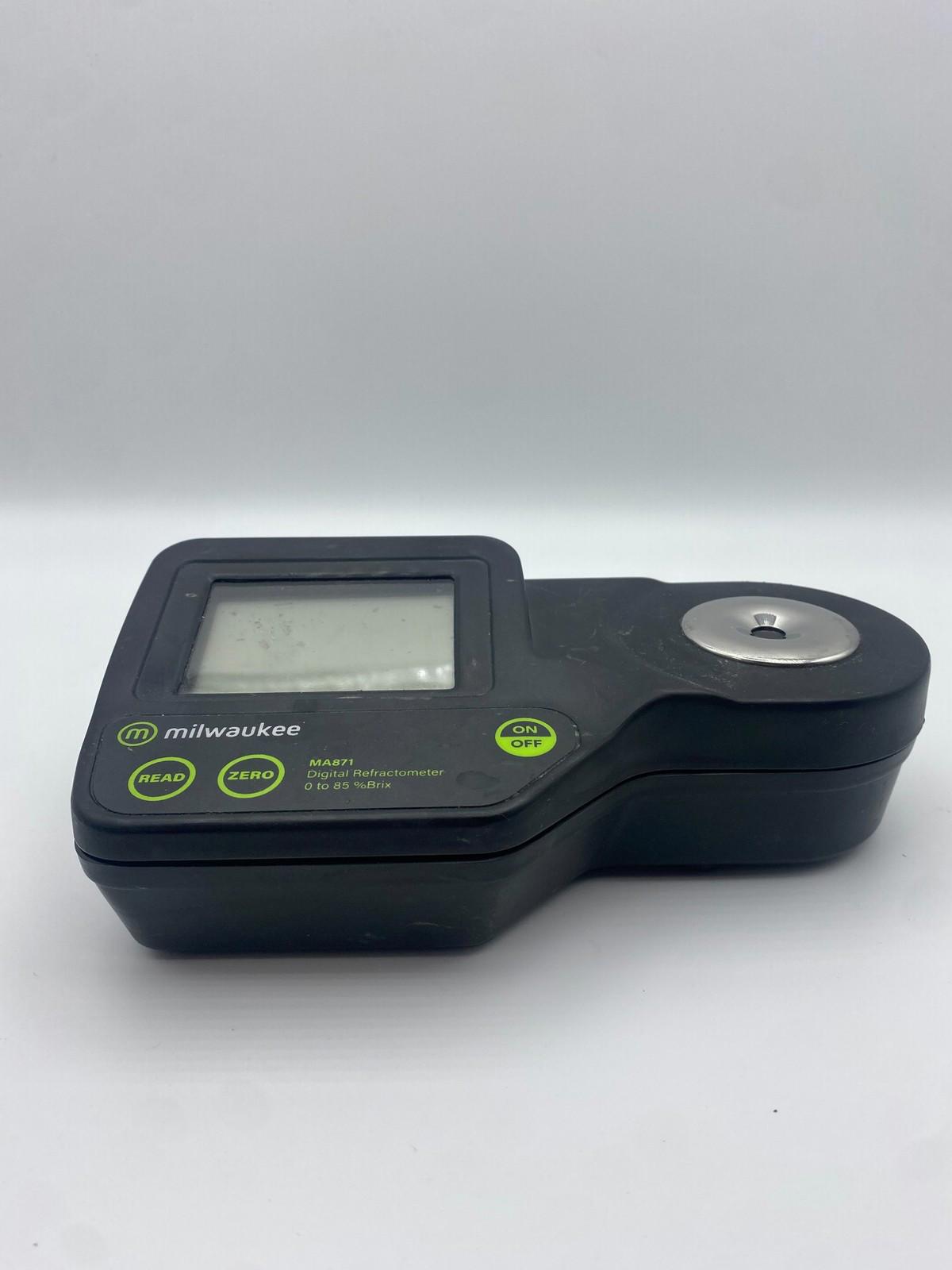 Milwaukee Instruments MA871 Digital Brix Refractometer