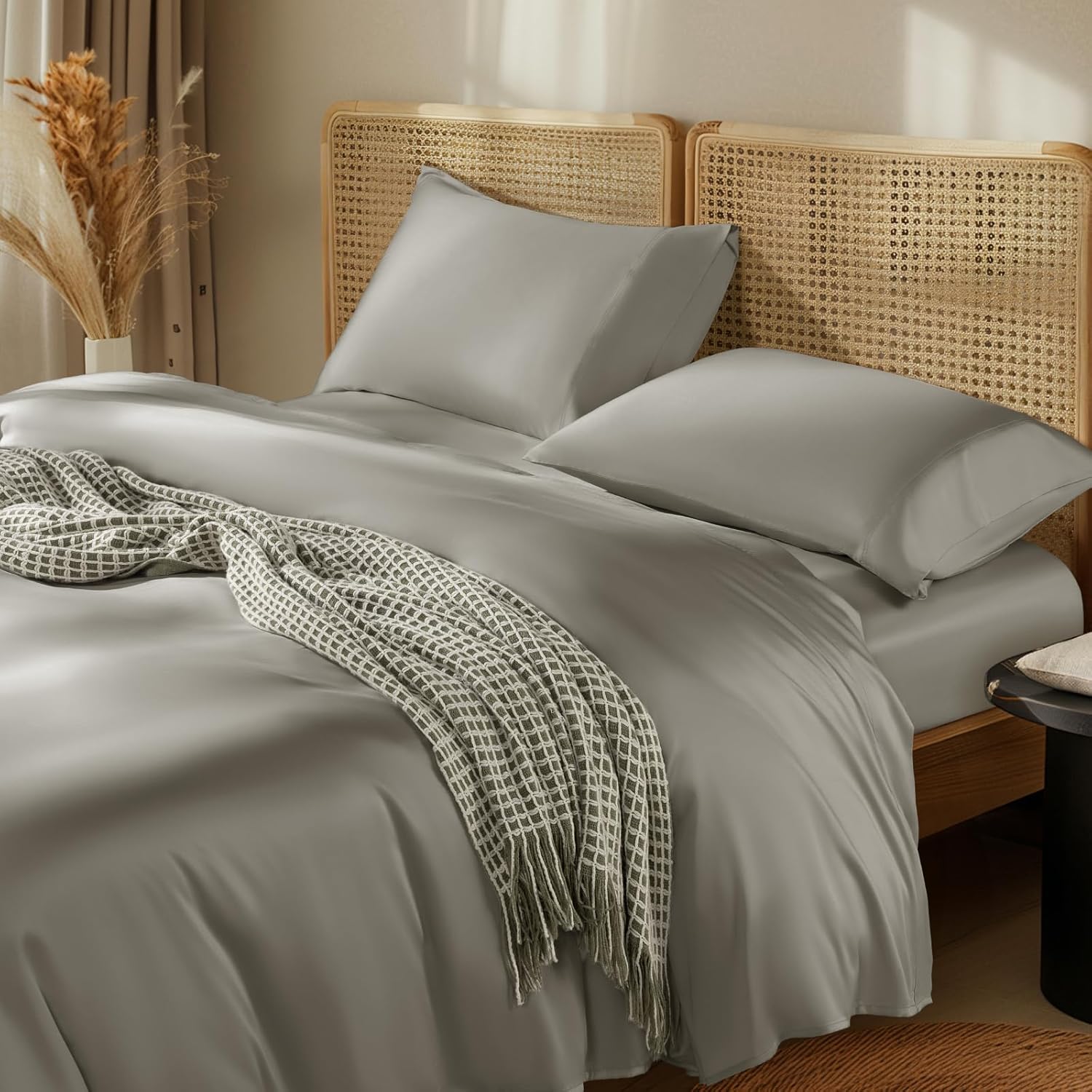 King Size Fitted Sheet with 16-Inch Deep Pocket