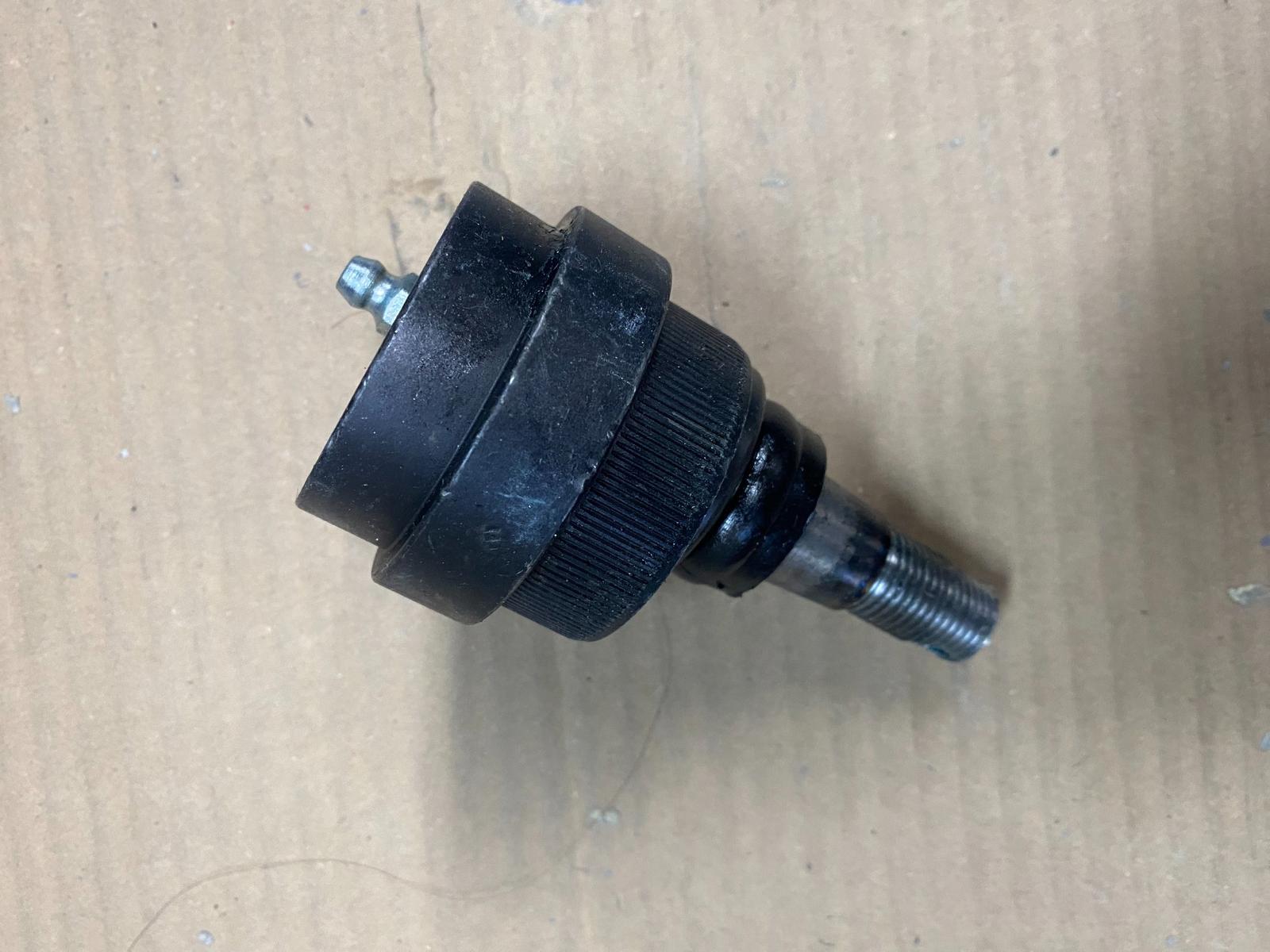 MOOG K100312 Front Upper Suspension Ball Joint for Jeep Wrangler