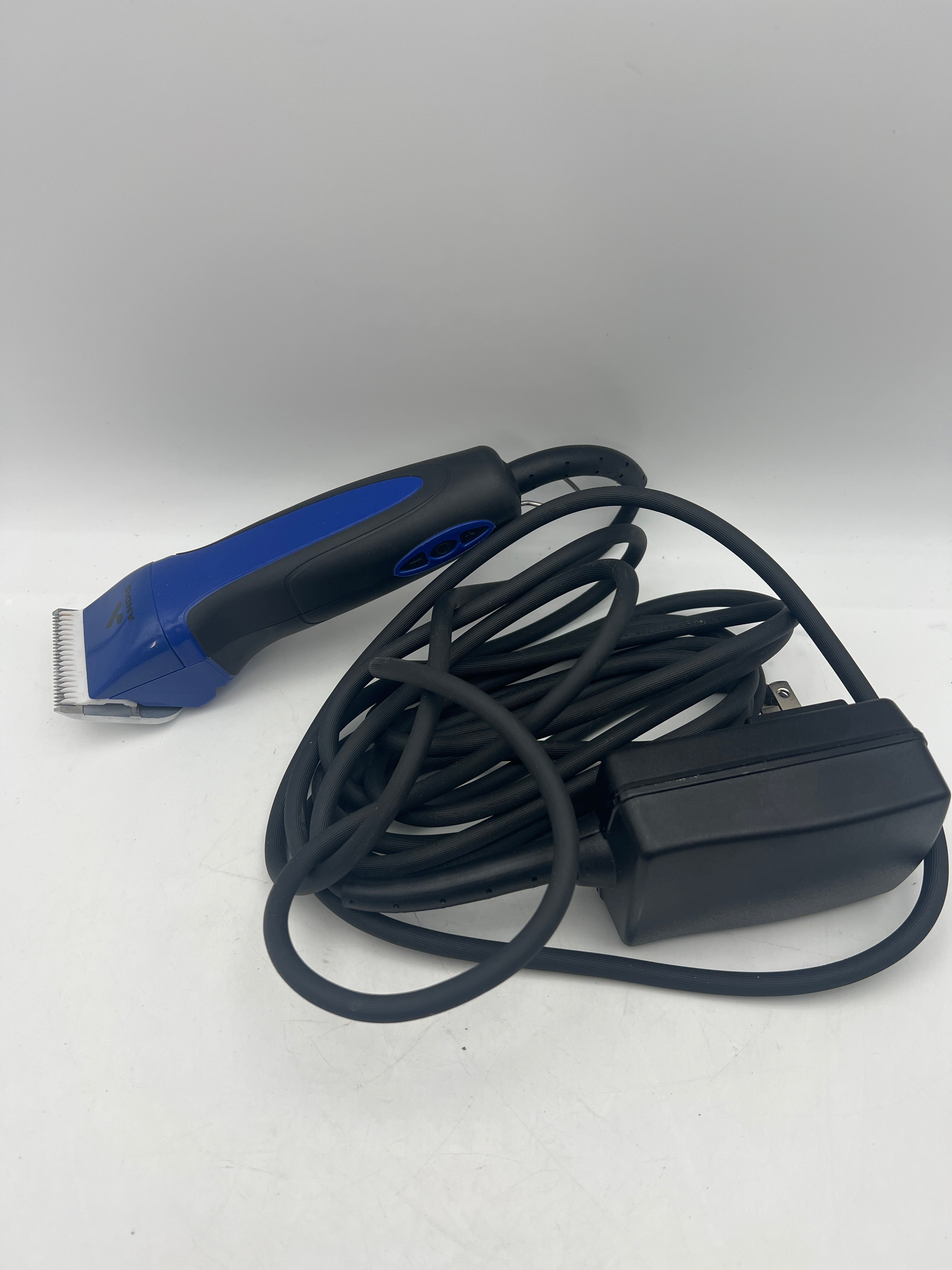 Andis 68520 Excel Professional 5-Speed Detachable Blade Clipper Kit