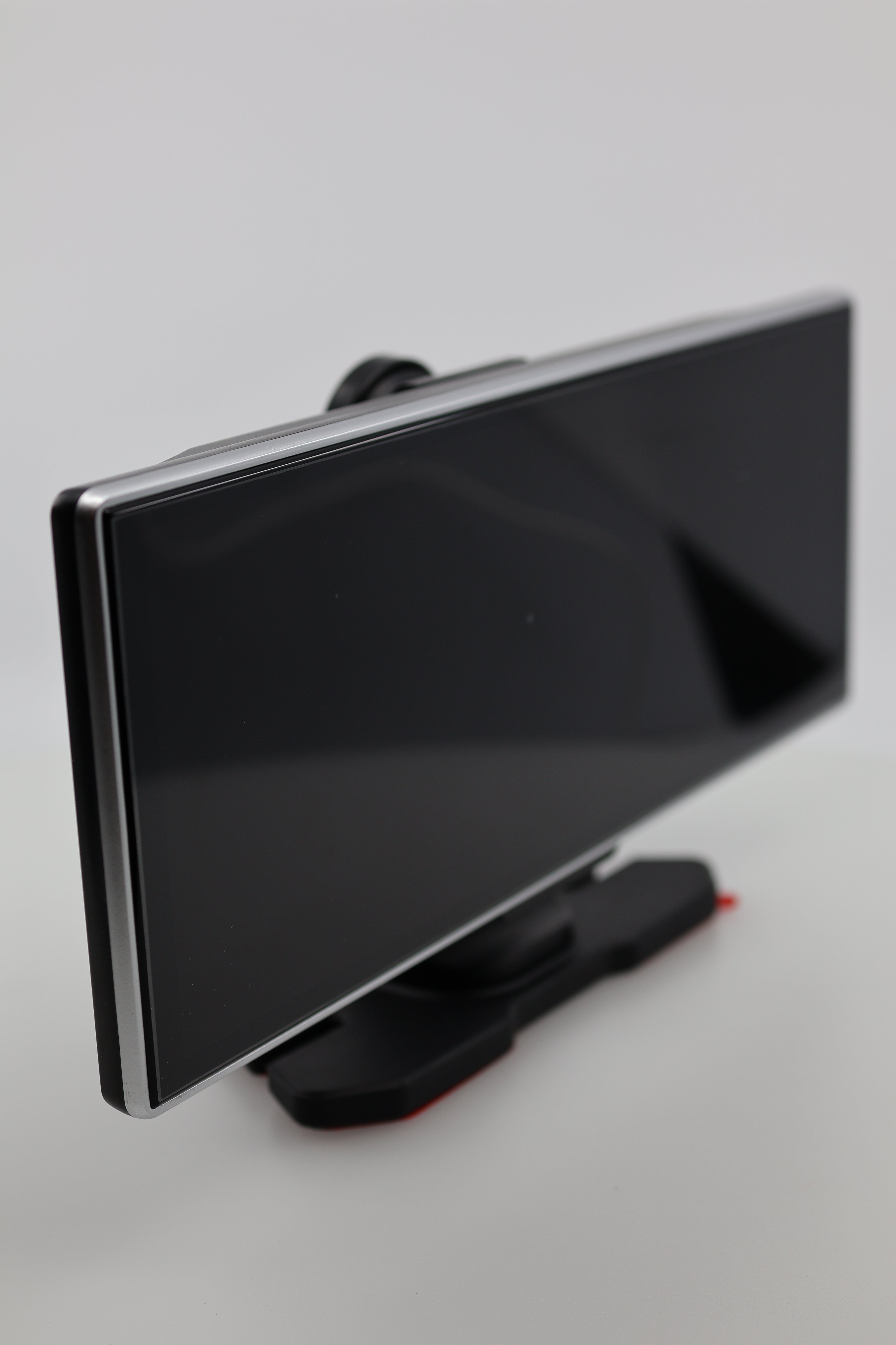 Wireless CarPlay Screen with 4K Dash Cam