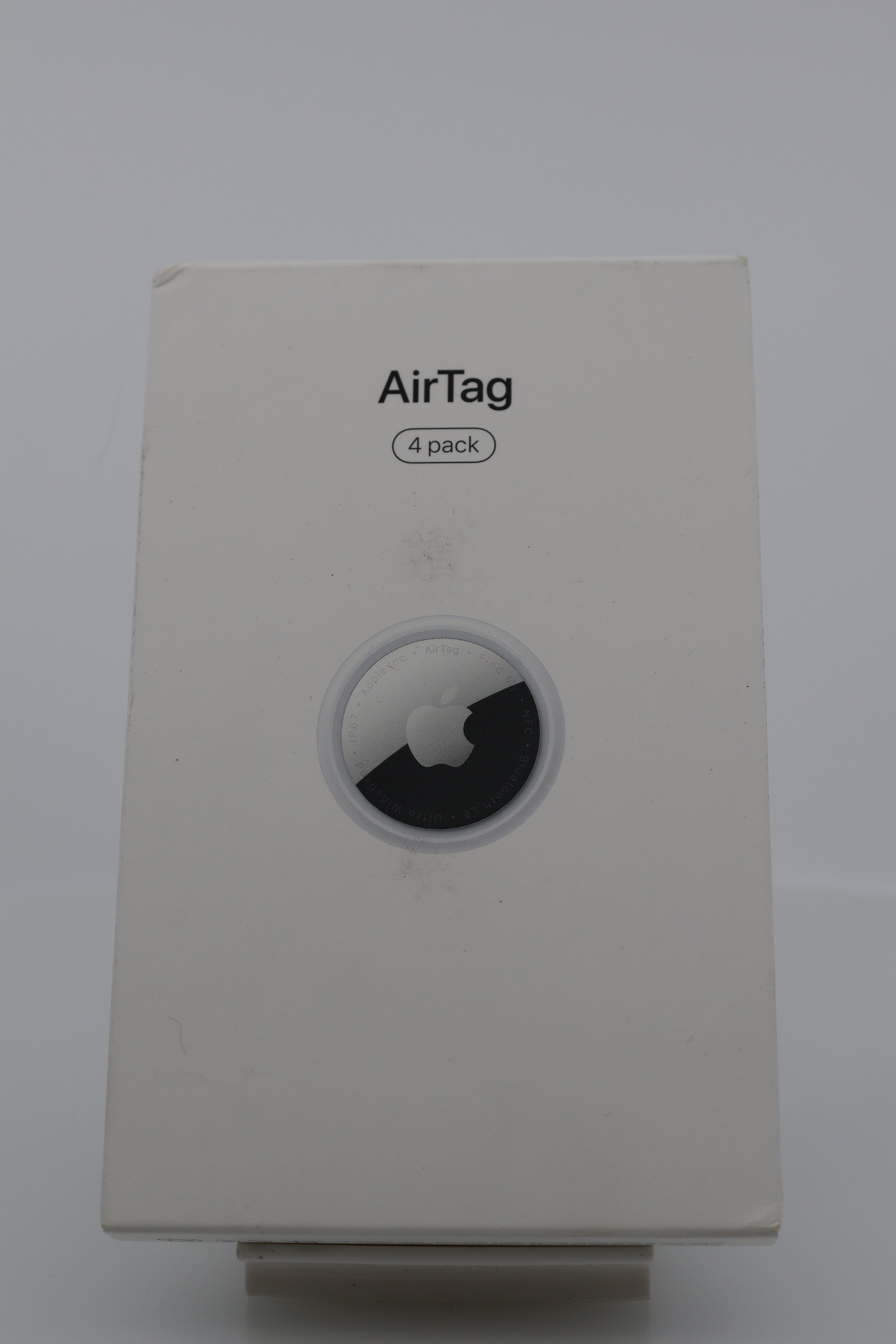 AirTag tracker