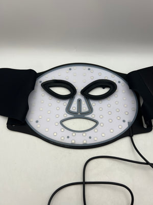 INIA Skincare Mask