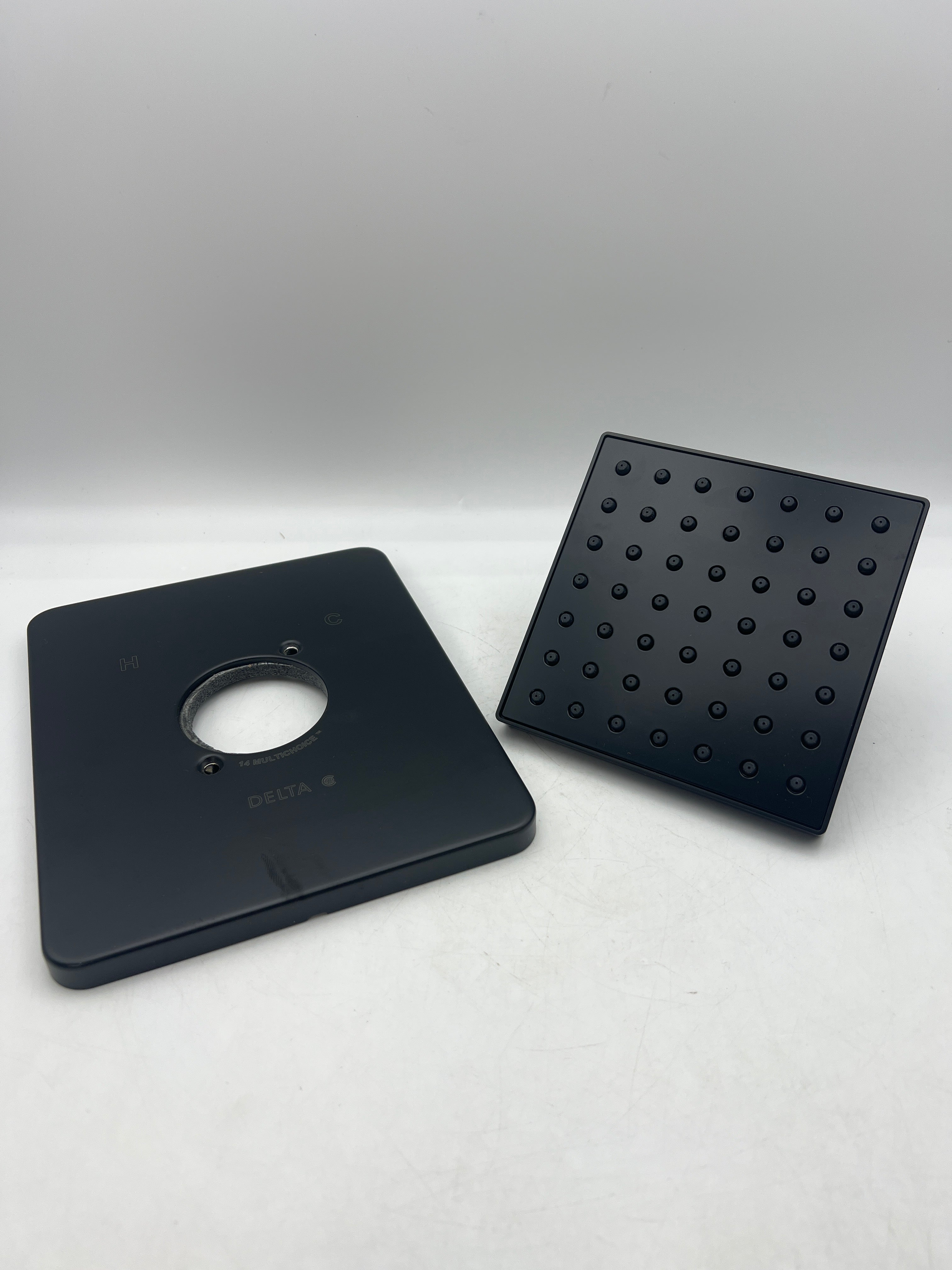 Delta Faucet Modern 14 Series Matte Black Shower Faucet