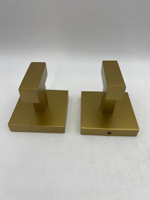 Wall Mounted Bathroom Hardware
