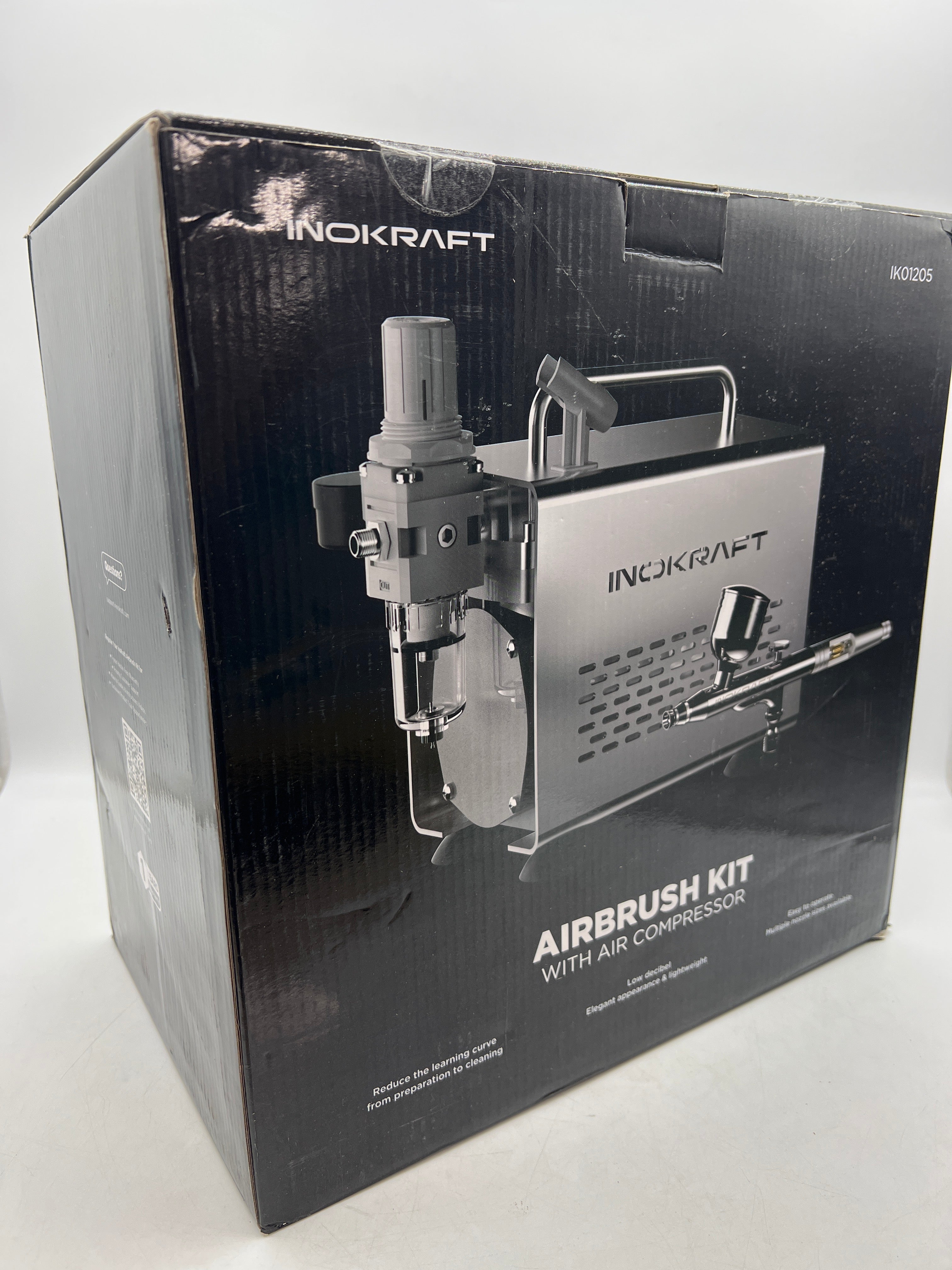 Quiet 1/6 HP Air Compressor with Airbrush