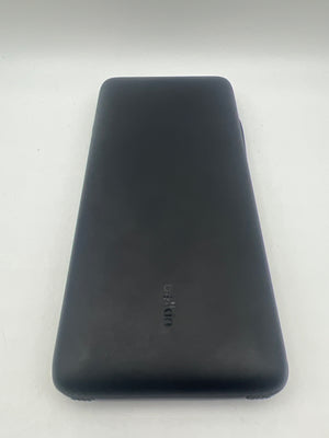 Belkin Portable Charger 10000 mAh 23W with Integrated Lightning & USB-C Cables