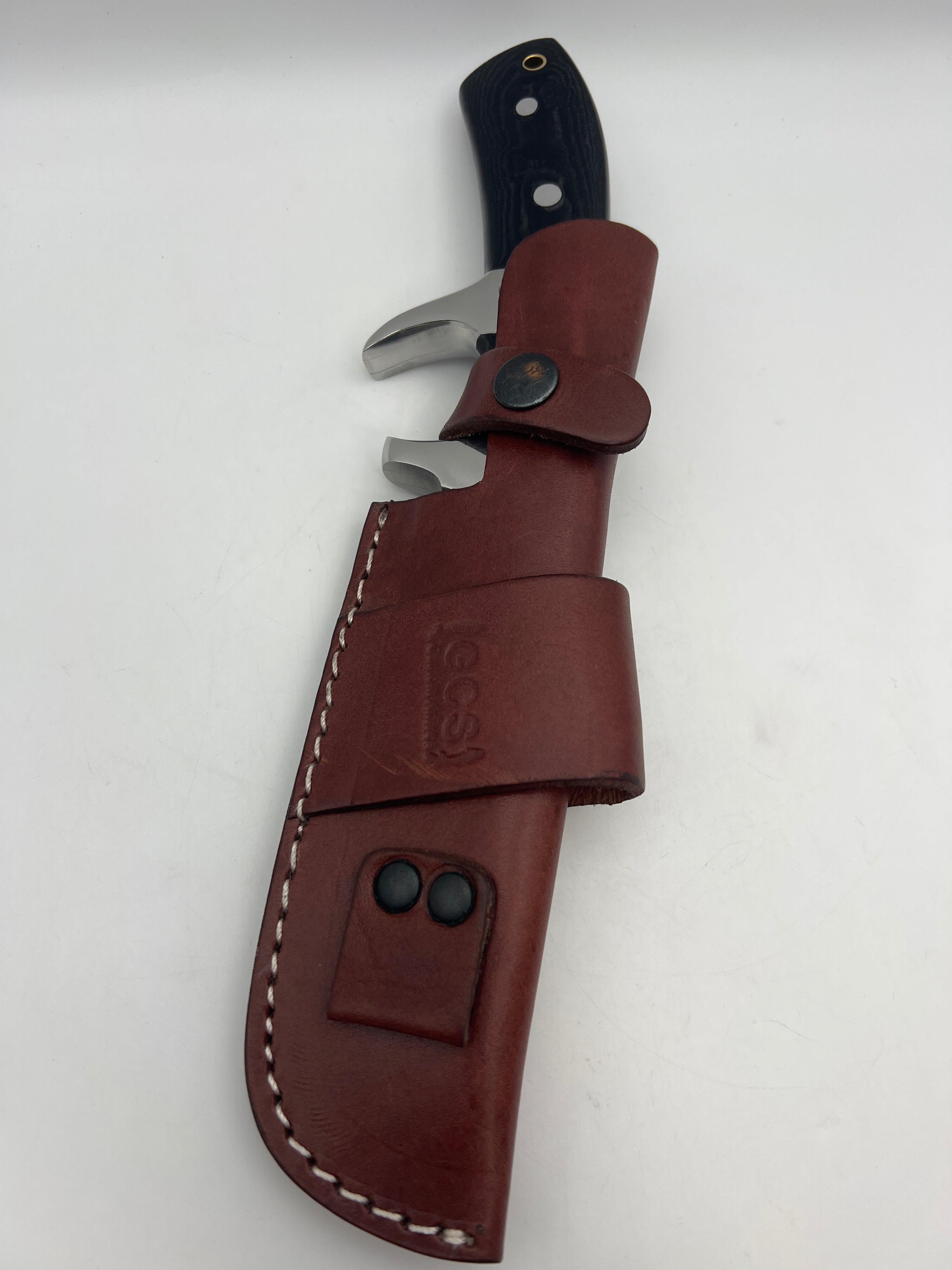 GCS Custom Handmade D2 Tool Steel Knife with Coloured Bone & Turquoise Handle and Buffalo Hide Sheath - GCS 186