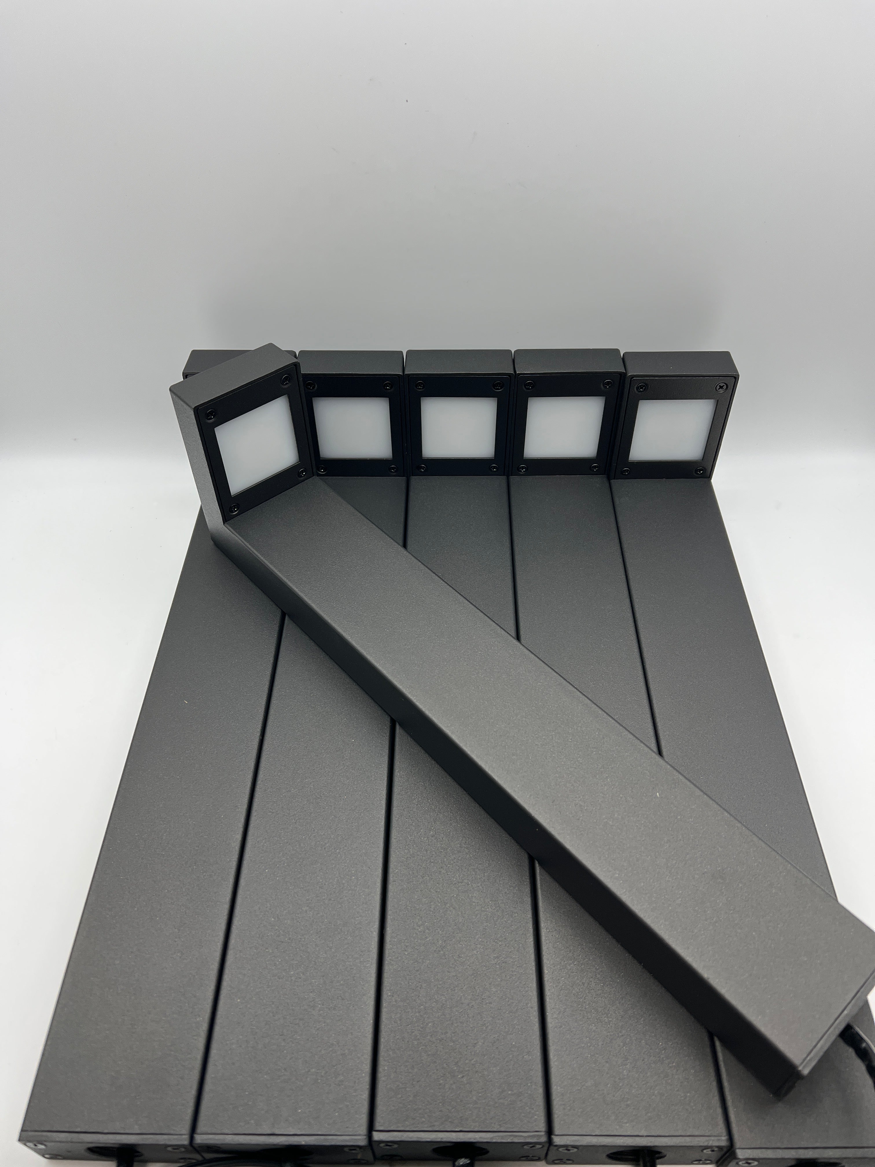 EDISHINE Modern Aluminum Housing Path Lights