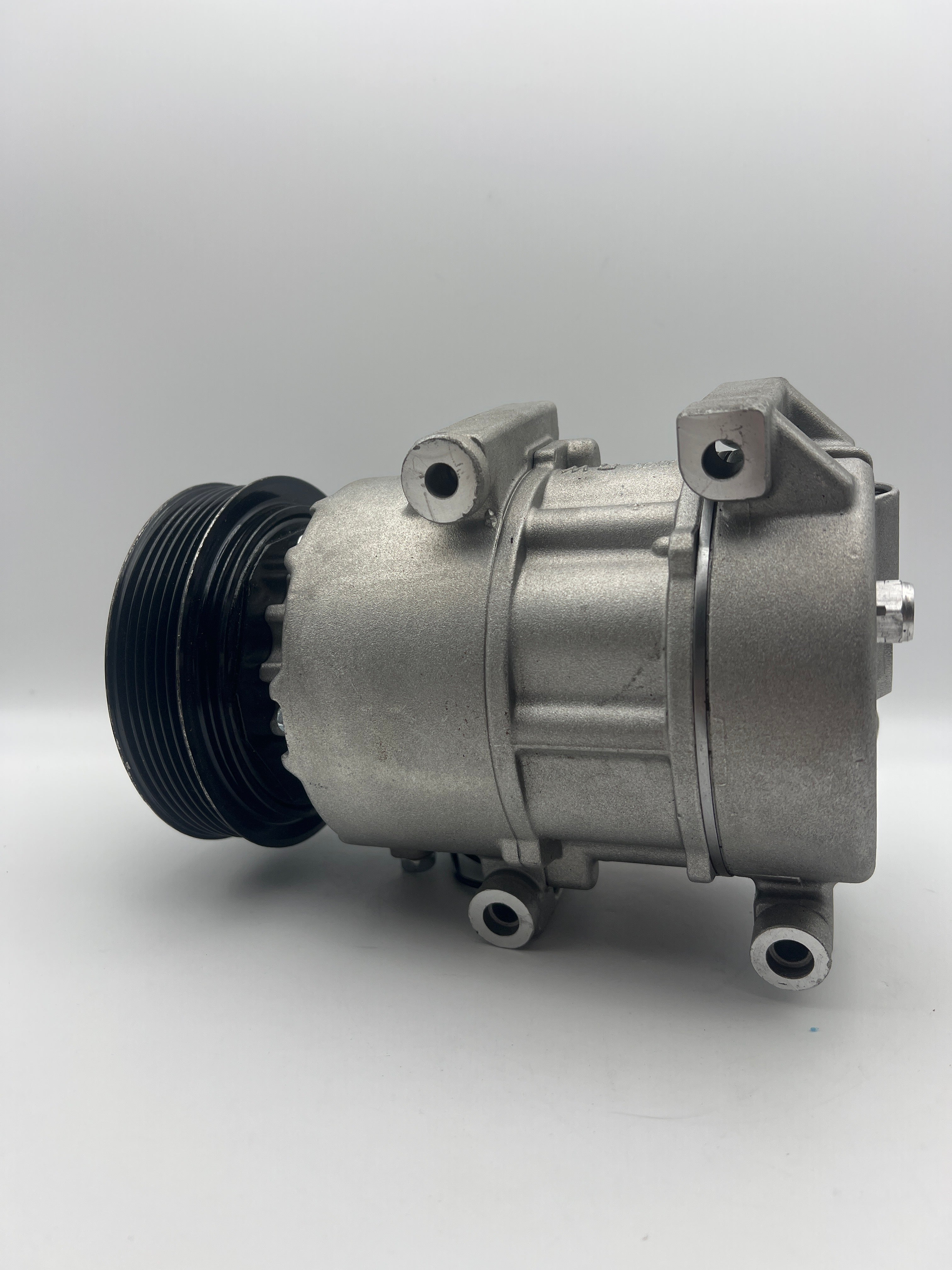 Durable SCITOO AC Compressor for 2007-2012 Kia Rondo 2.4L