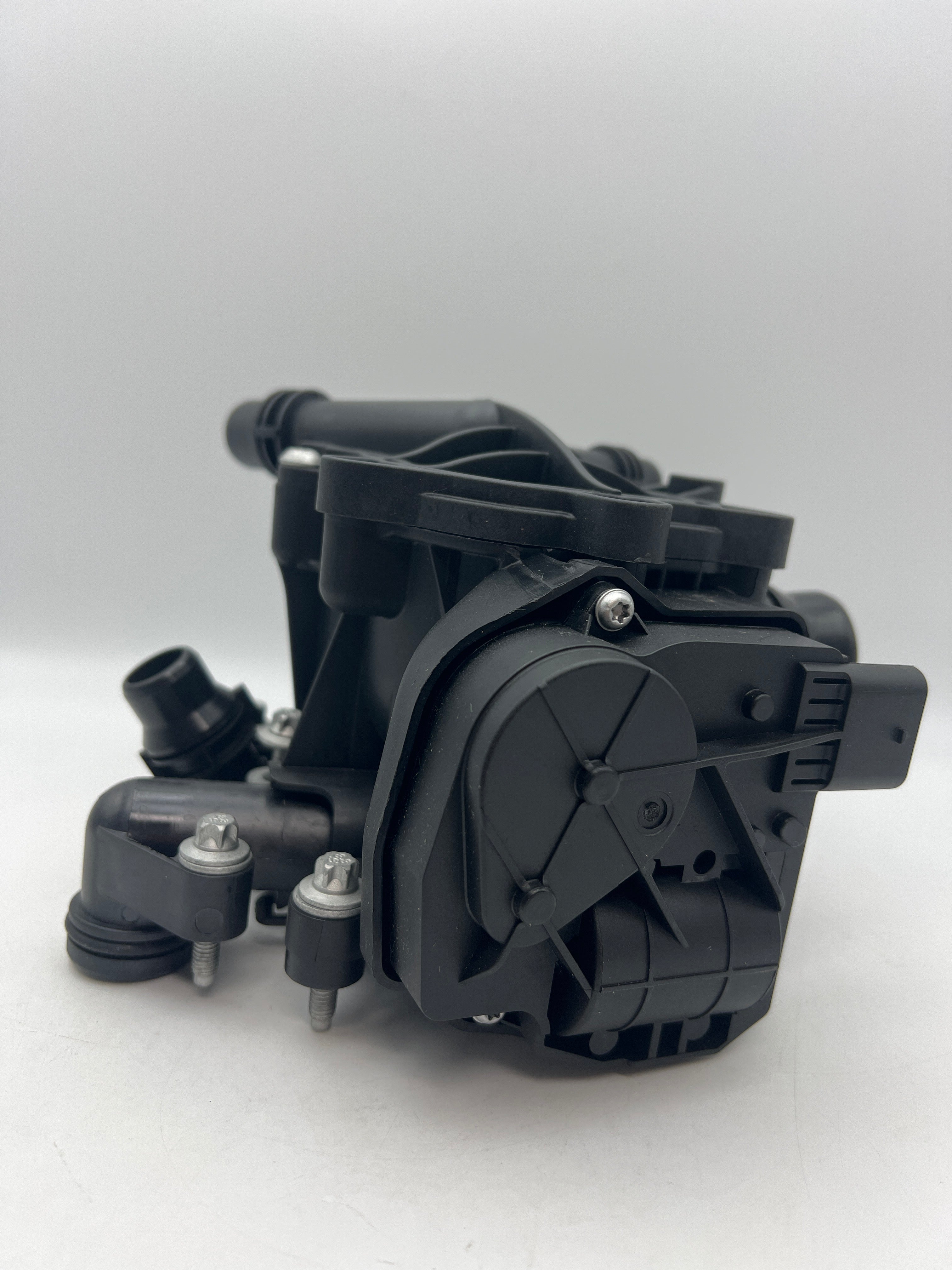 MITZONE Engine Coolant Thermostat Housing for BMW 2017-2021 Models