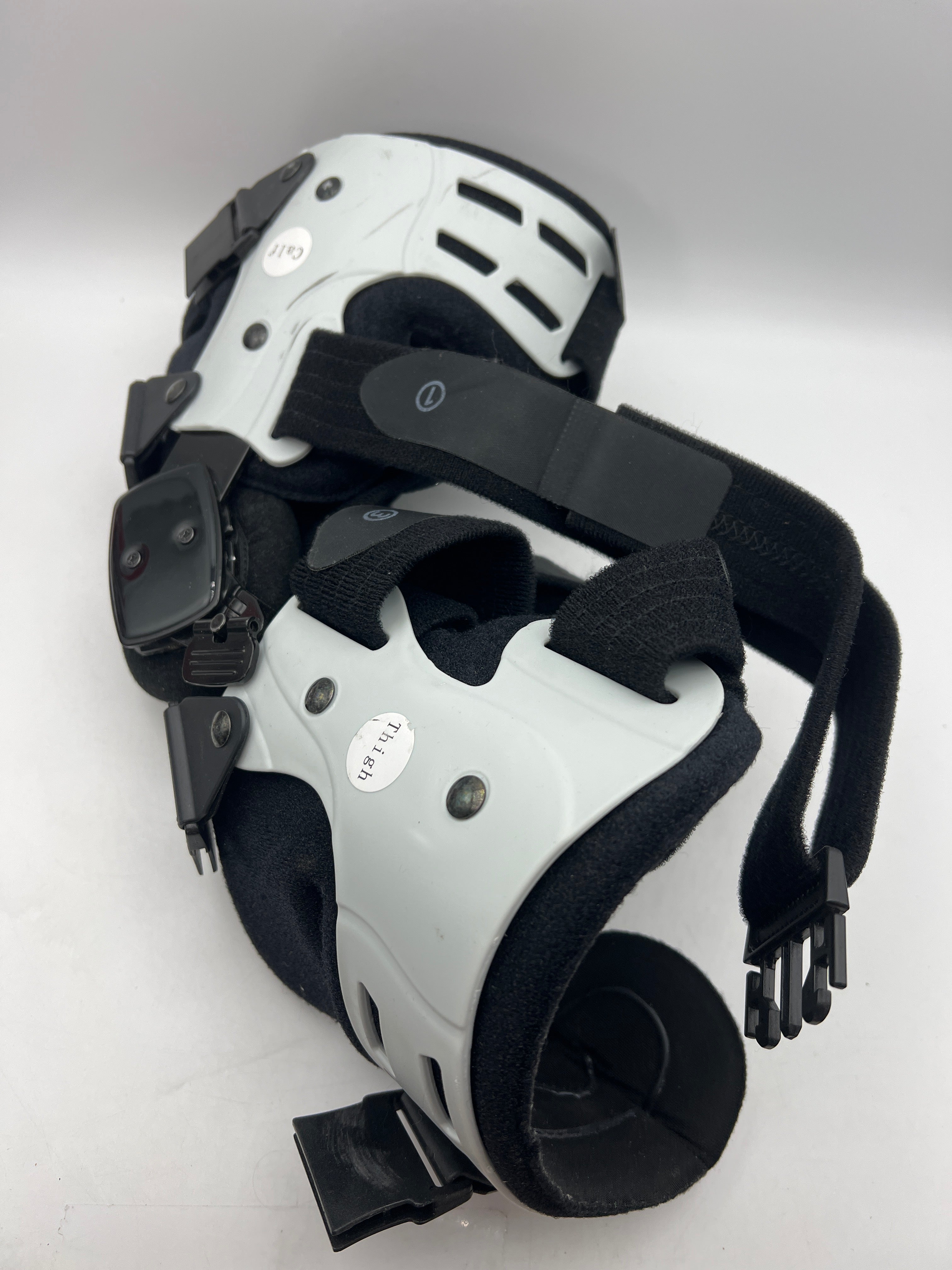 Adjustable Knee Brace