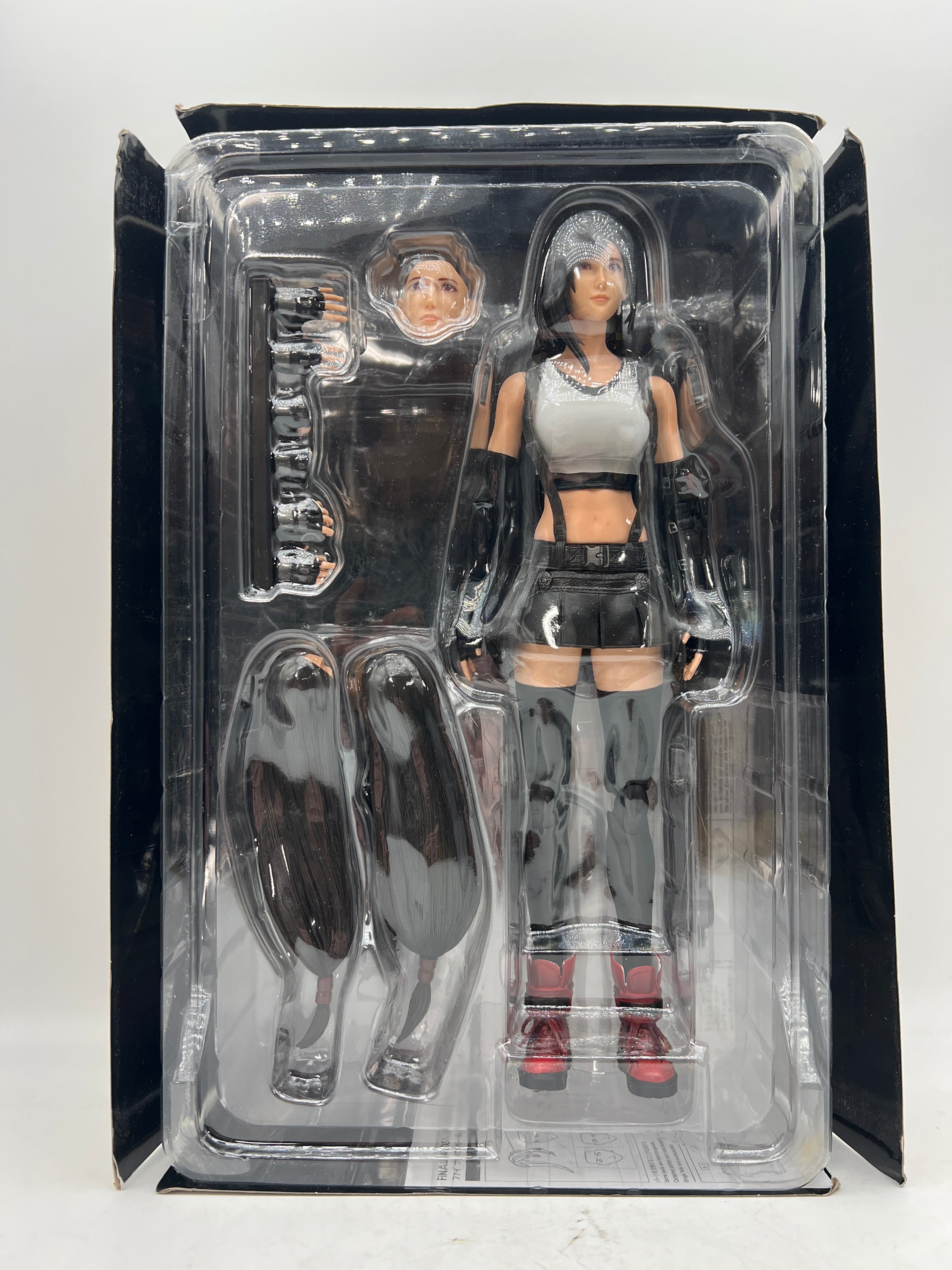 Final Fantasy VII Remake Tifa Lockhart Play Arts Kai Action Figure