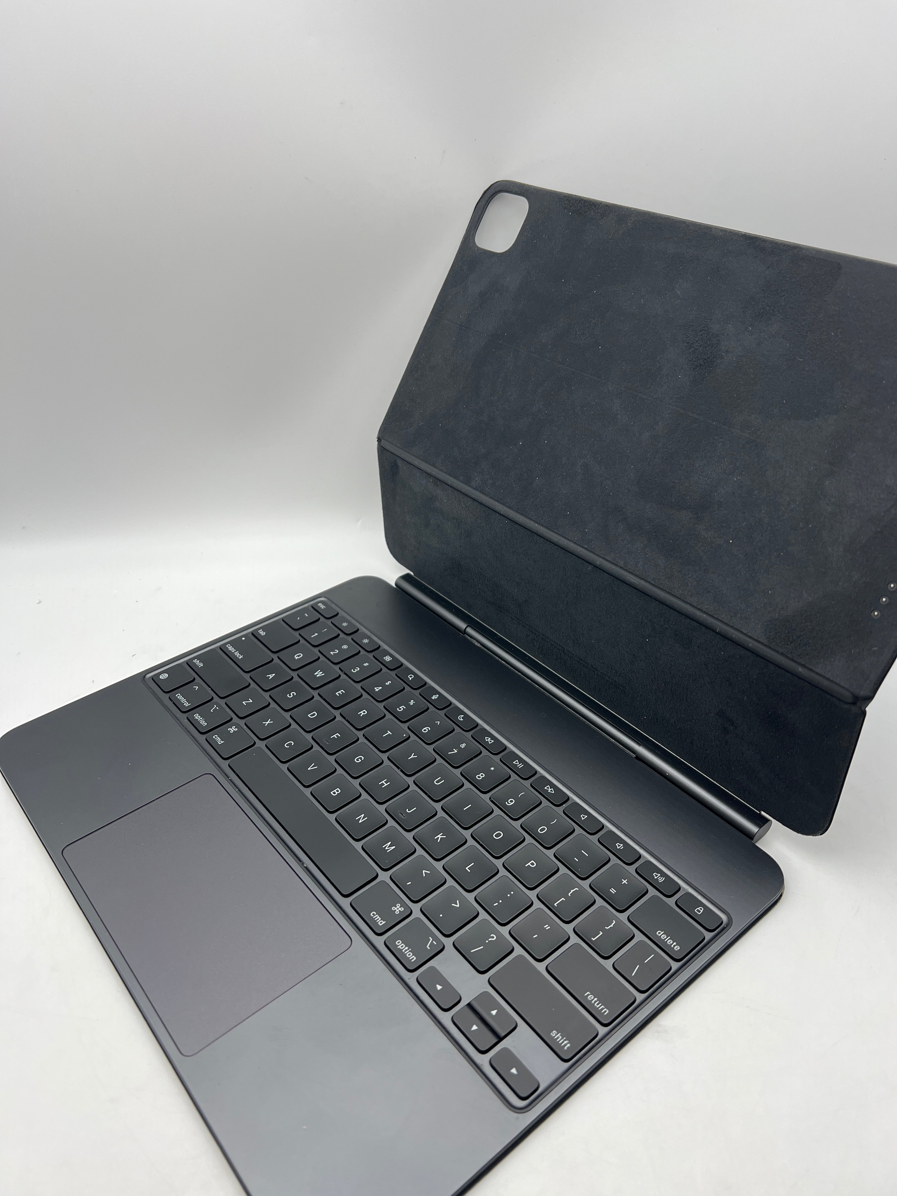 Apple iPad Magic Keyboard Case for iPad Pro 13-inch (M4) - Black