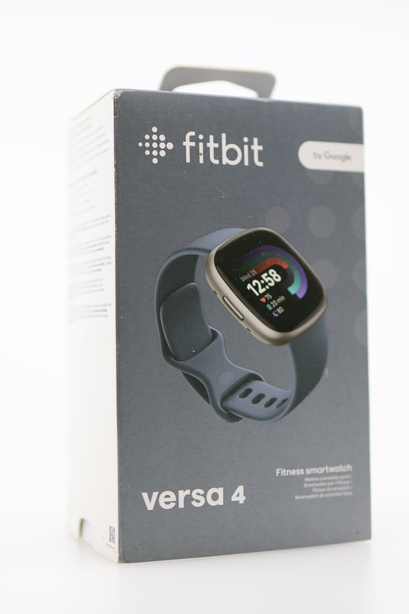 Fitbit Versa 4 Smartwatch box front