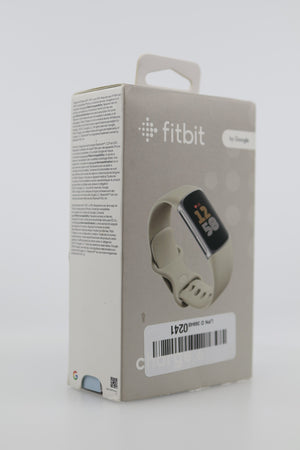 Fitbit Charge 6 box front with tracker display