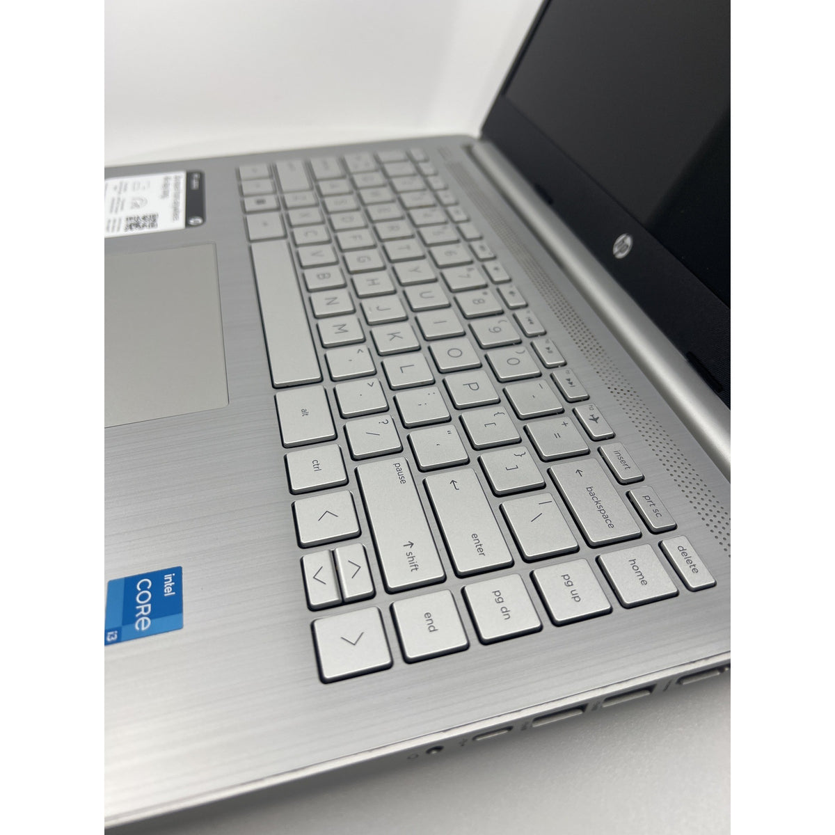 HP 14-dq2031wm 14" Notebook Intel Core i3 4GB 128GB SSD Used — photo 8