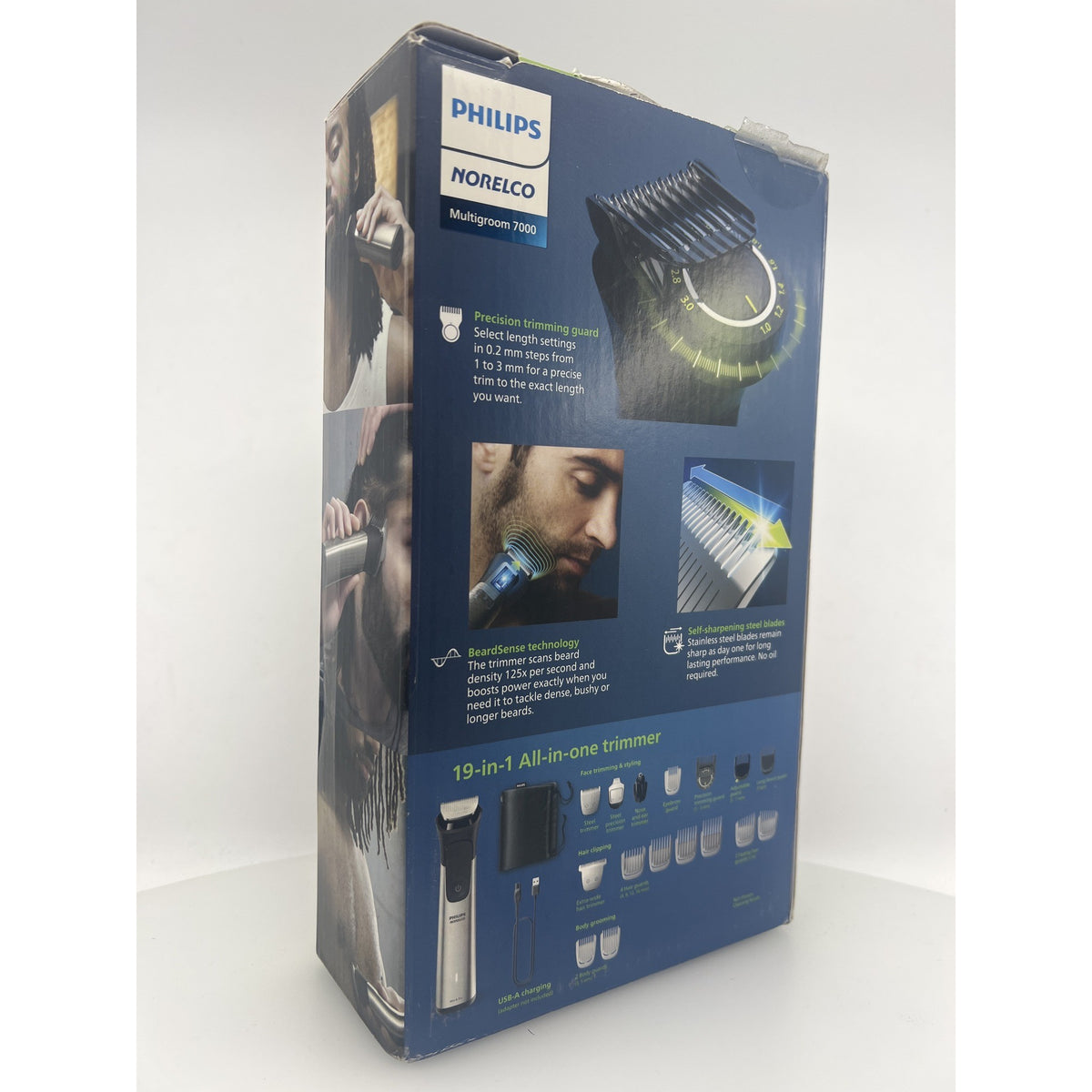 Philips Norelco Multigroom 7000 MG7910/49 19-Piece Trimmer Like New — photo 3