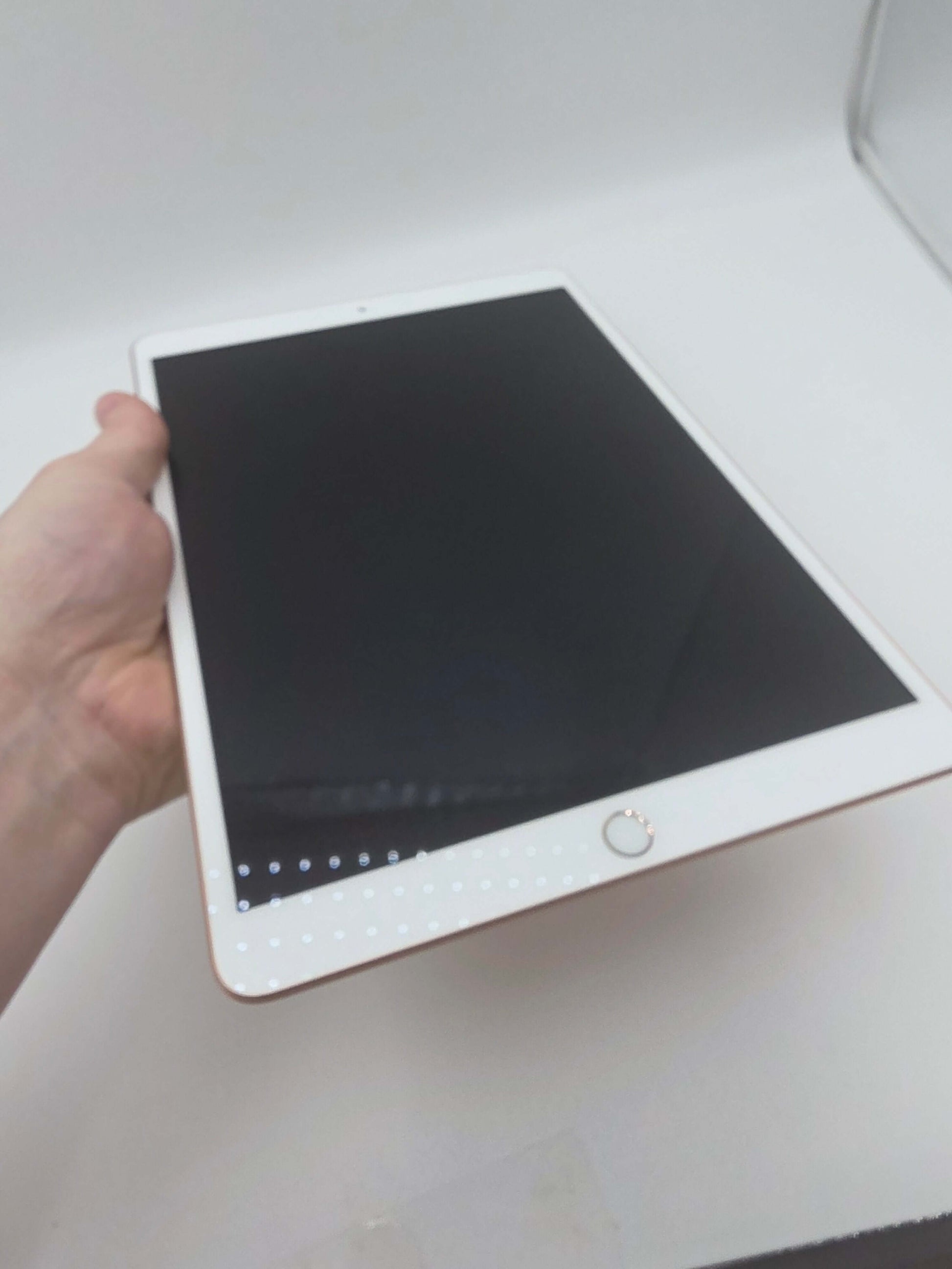 Apple iPad Air 3rd Gen 10.5 Inch Wi-Fi 64GB Gold
