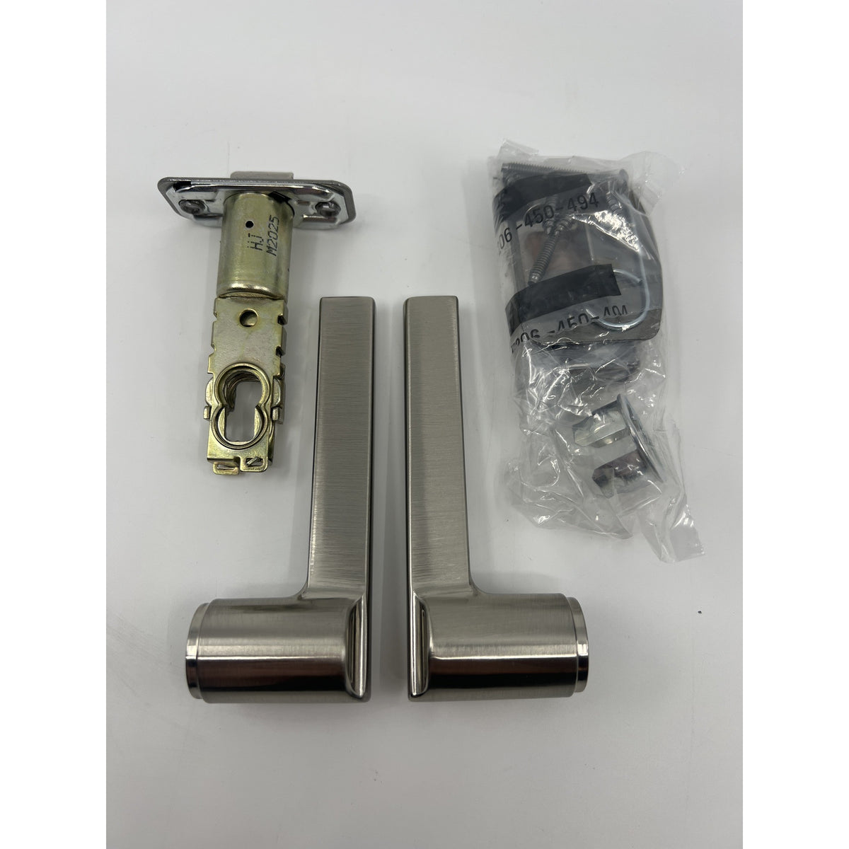 Schlage Touch Electronic Lock Century Lever Satin Nickel Open Box — photo 6
