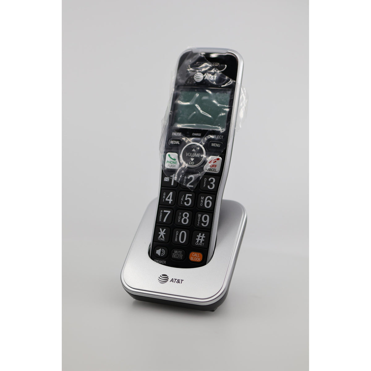 AT&T BL102-5 Cordless Phone 5-Handset DECT 6.0 Silver/Black Like New — photo 10