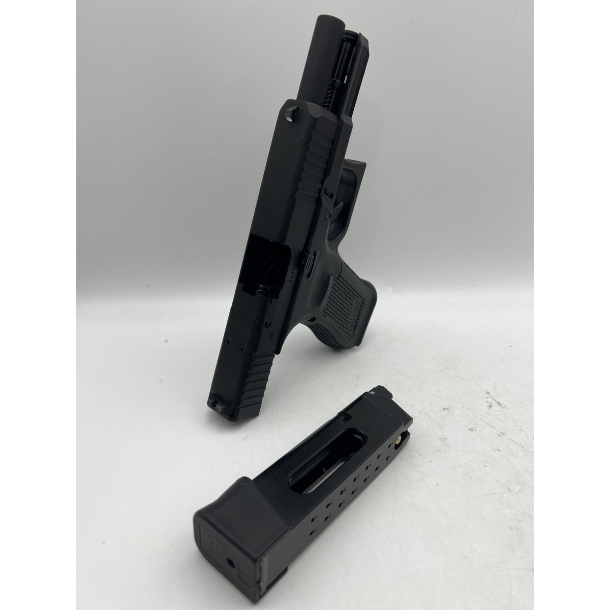 Glock 19 Gen 5 MOS .177 Cal BB Gun Pistol Black Like New — photo 4
