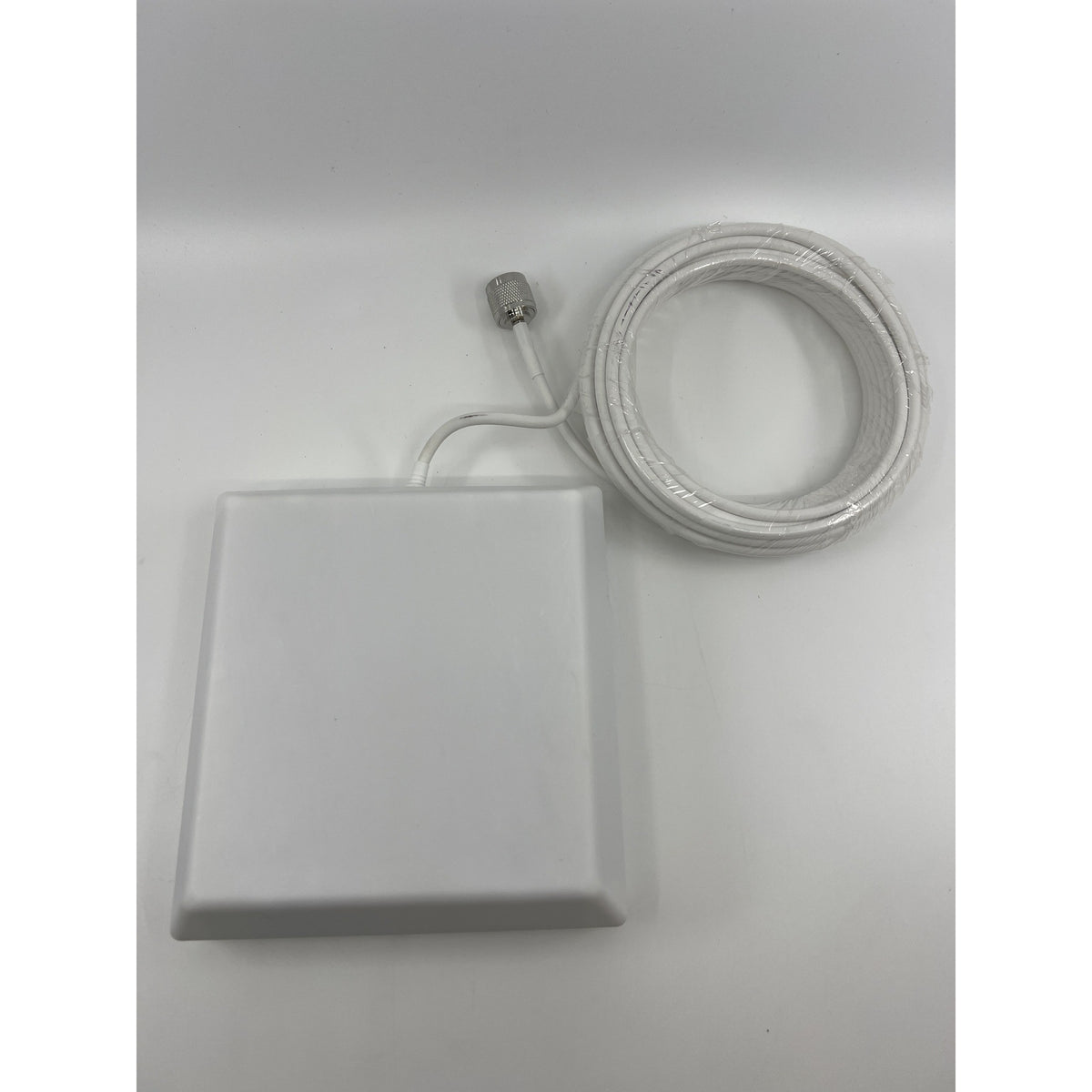 Cell Phone Signal Booster 5G 4G LTE 3G All Carriers 6500 sq ft Open Box — photo 4
