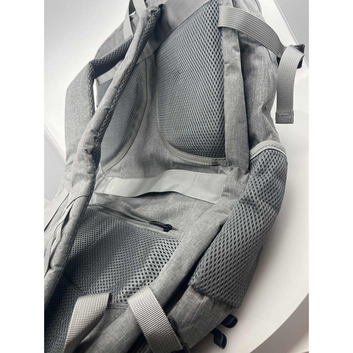 AREYTECO F036 Carry On Backpack 50L Travel Laptop Bag Grey New — photo 4