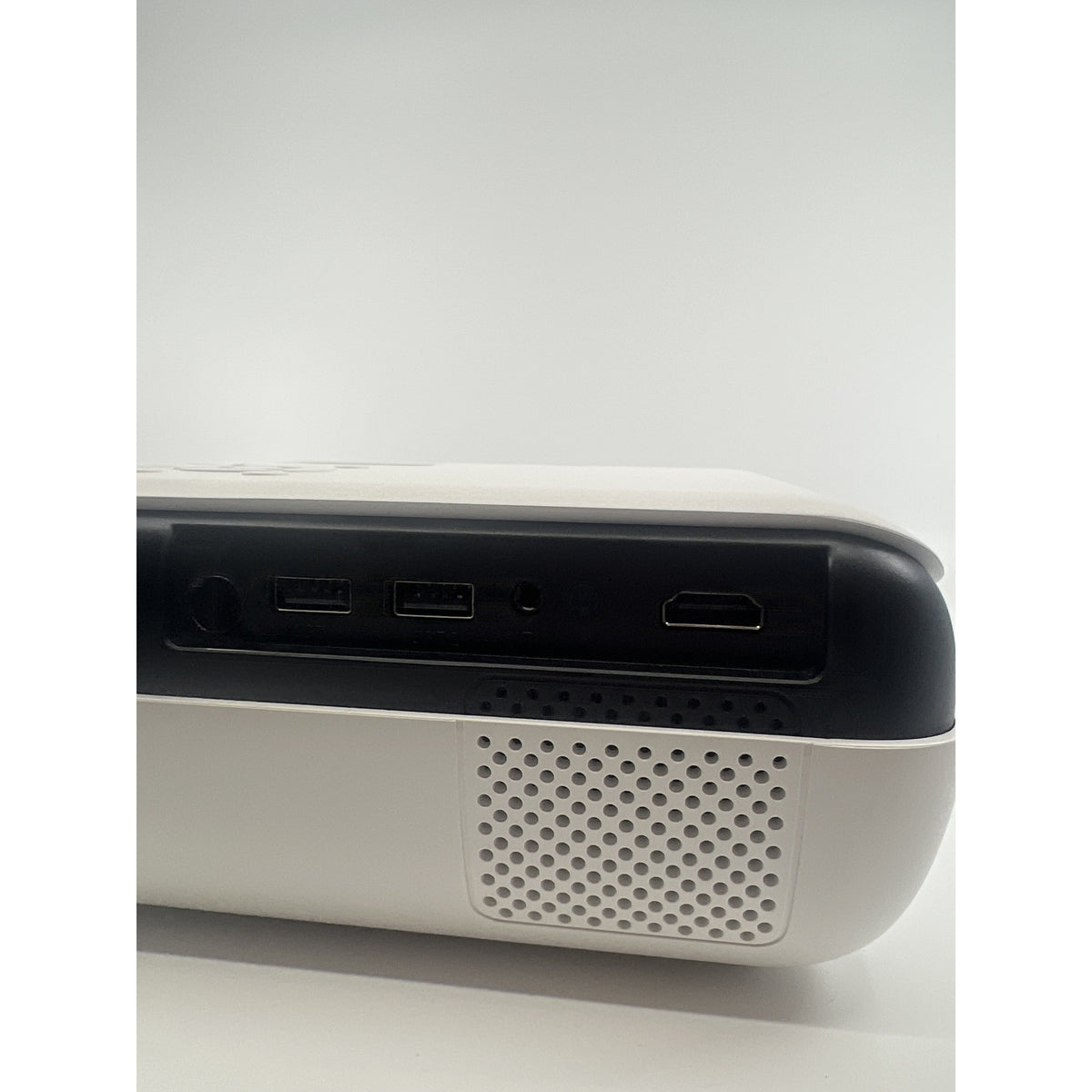 HAPPRUN H1 Native 1080p Bluetooth Projector Open Box — photo 9