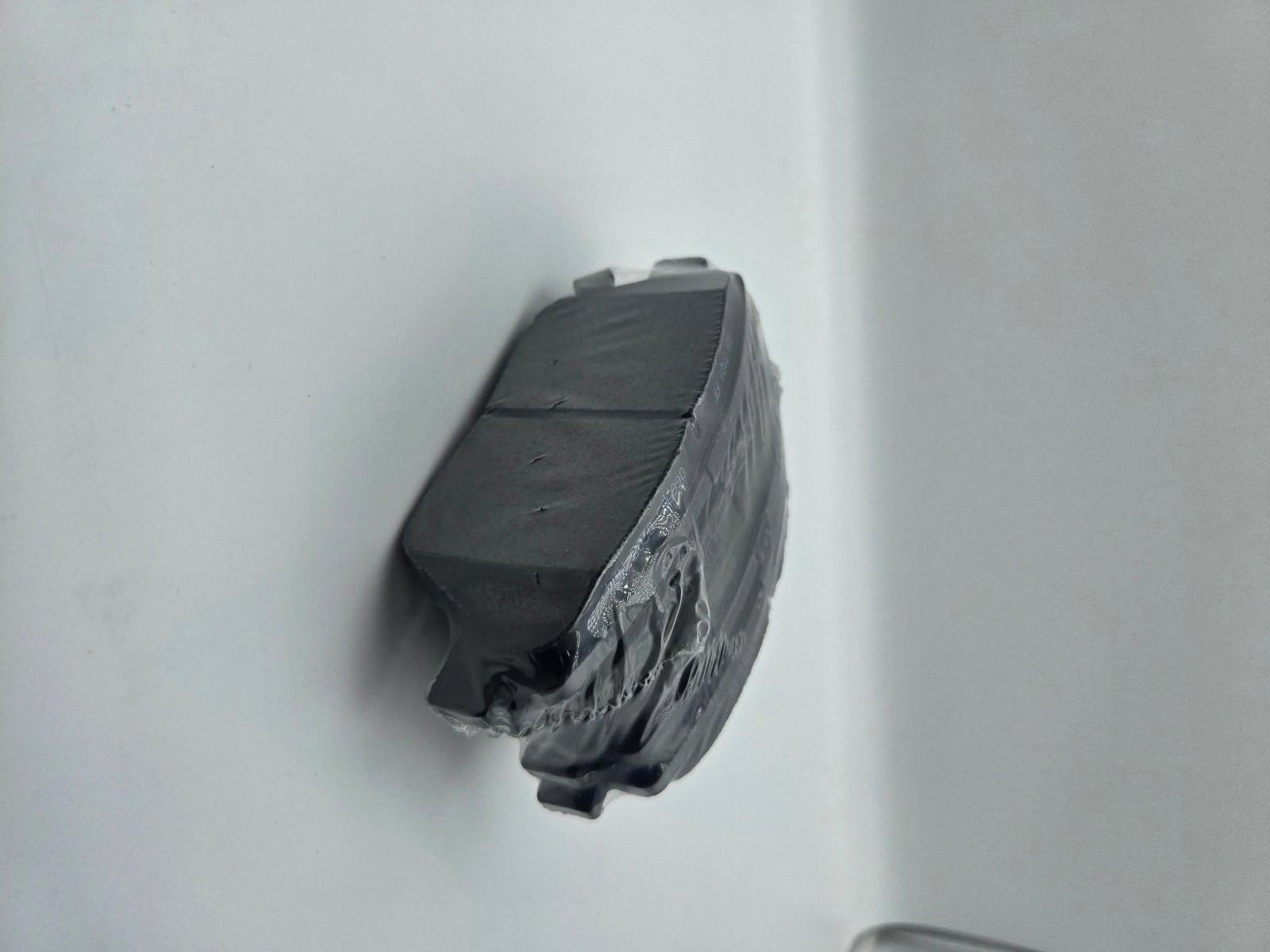 Ceramic Brake Pads Kits,SCITOO 8pcs Brakes Pads Set fit for 2011-2015 for Hyunda