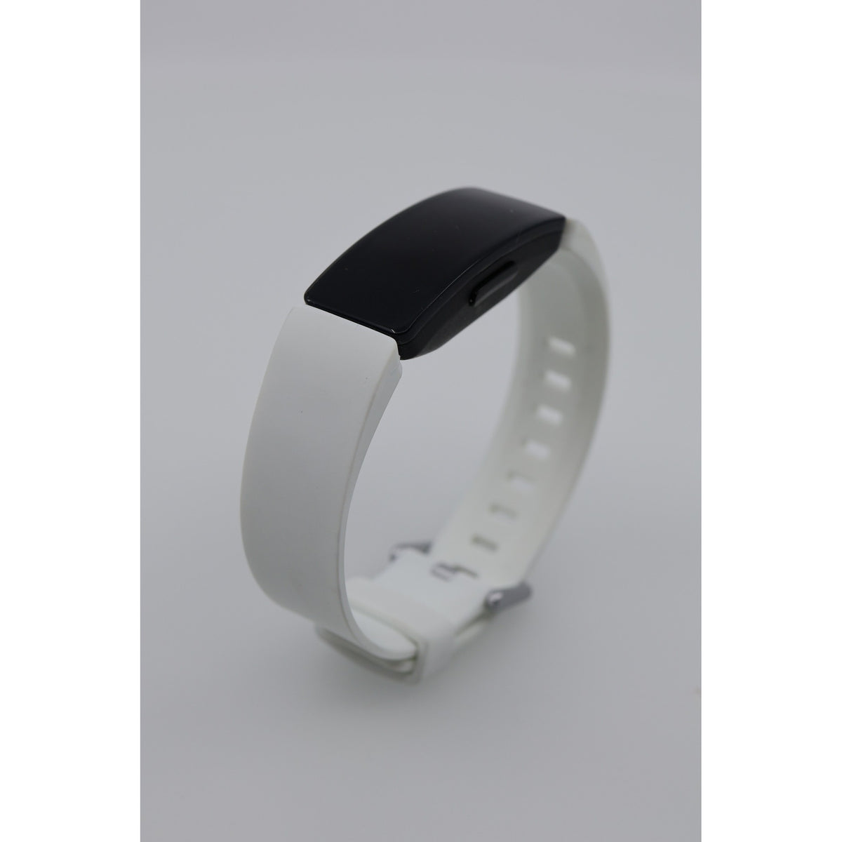 Fitbit Inspire HR Heart Rate Fitness Tracker White Open Box — photo 9