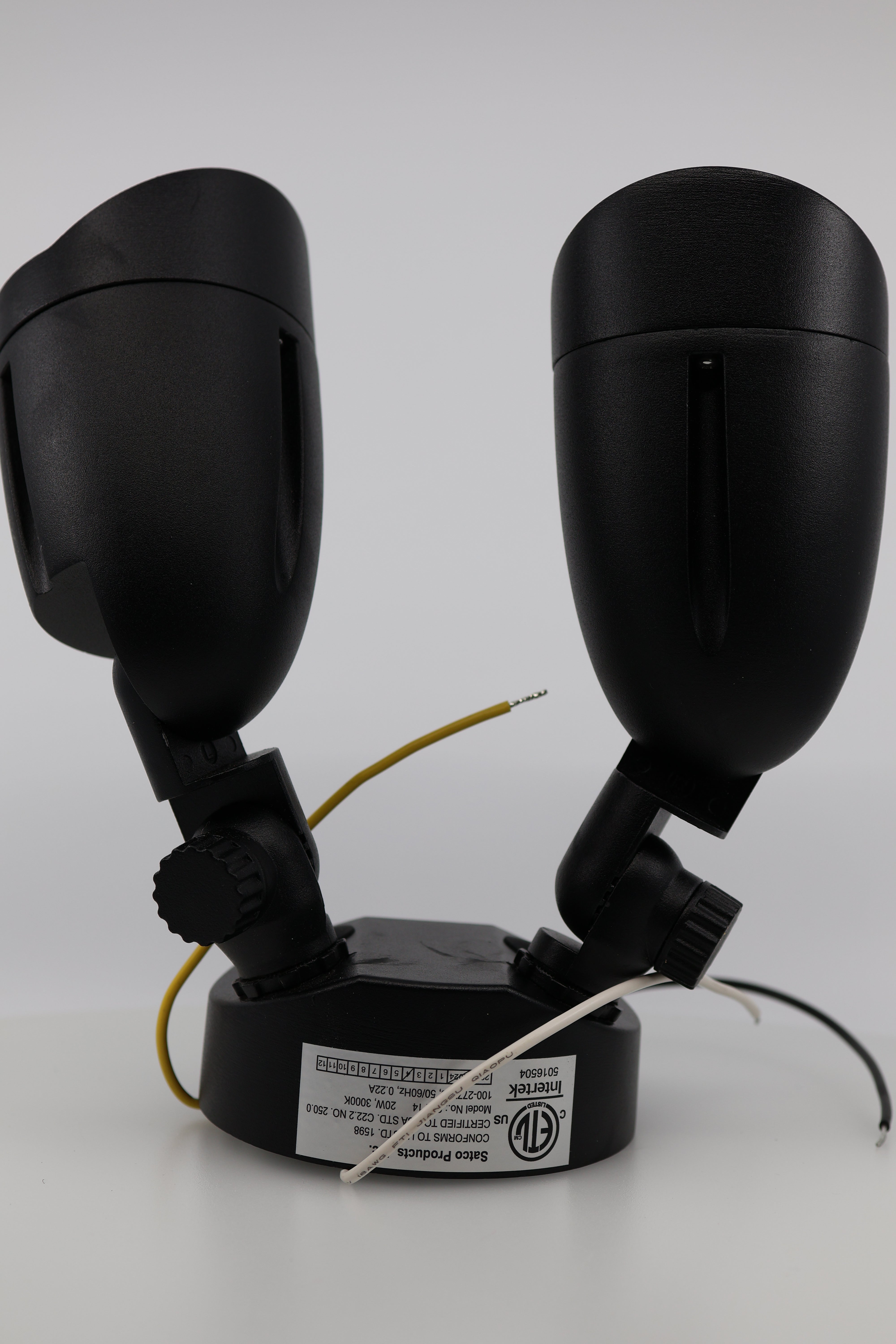 Satco 65/713 3000K Bronze Finish