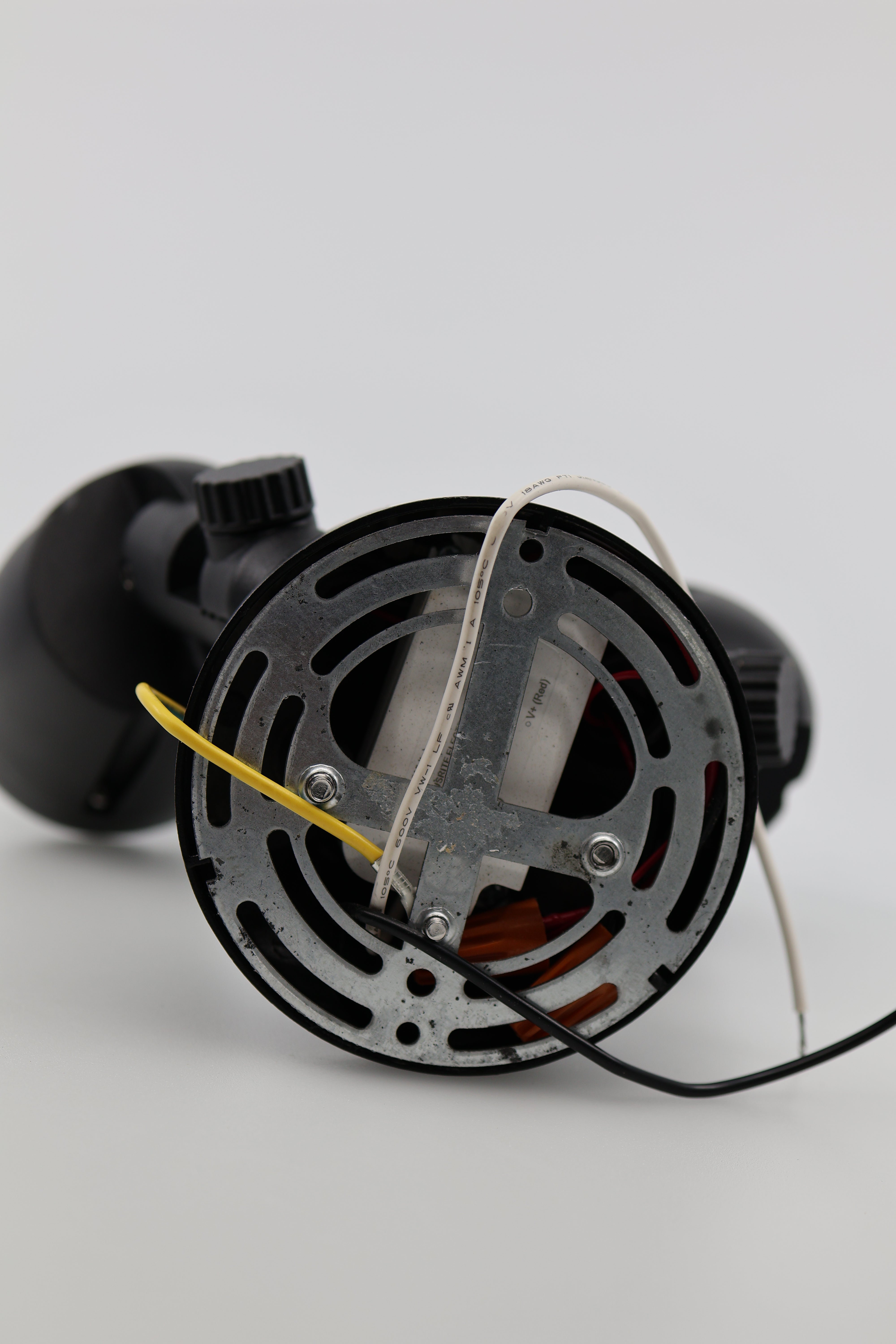 Satco 65/713 with Motion Sensor