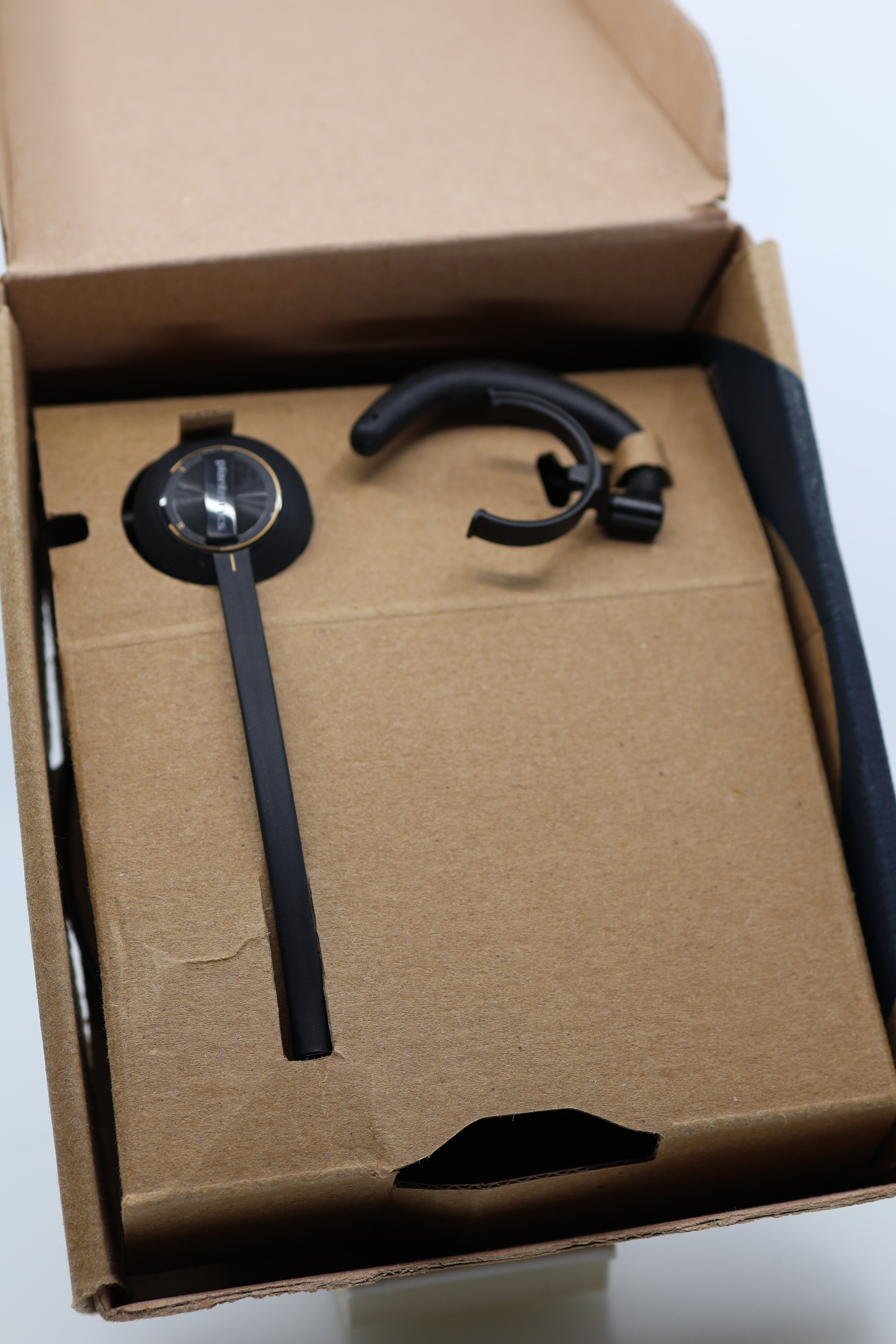 Poly EncorePro 540 QD Headset side view