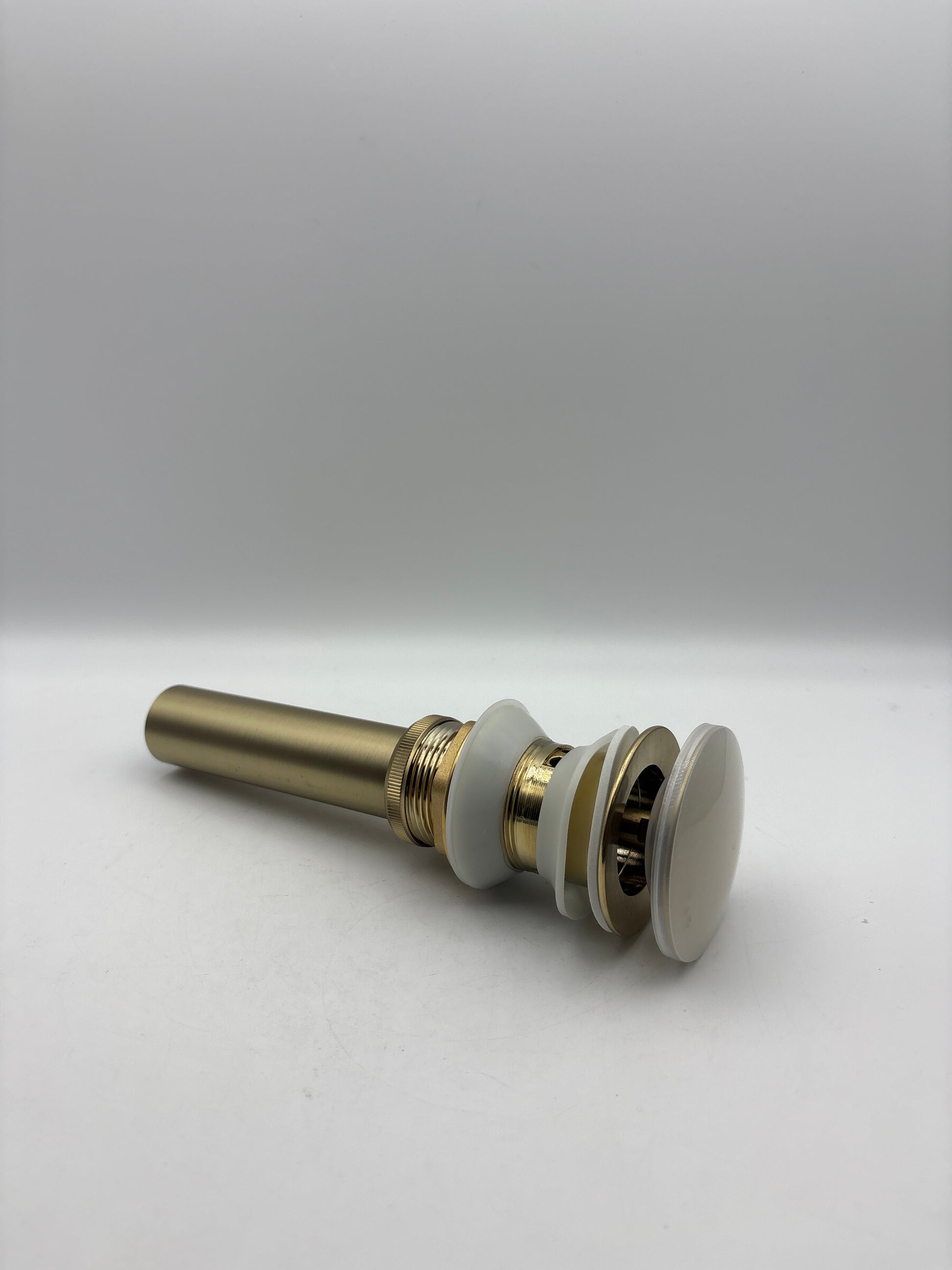 Elegant Single Hole Design