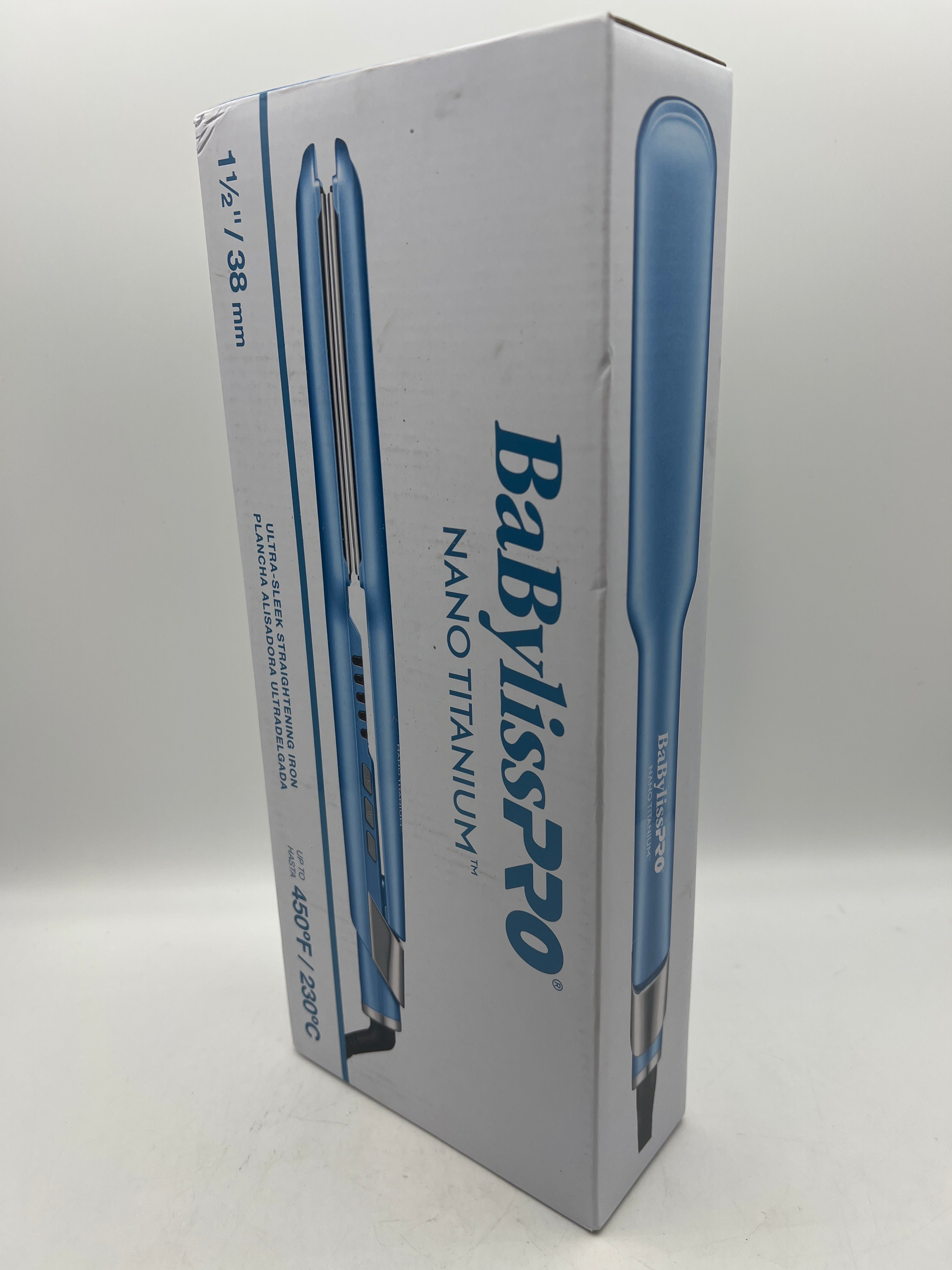 BaBylissPRO titanium flat iron