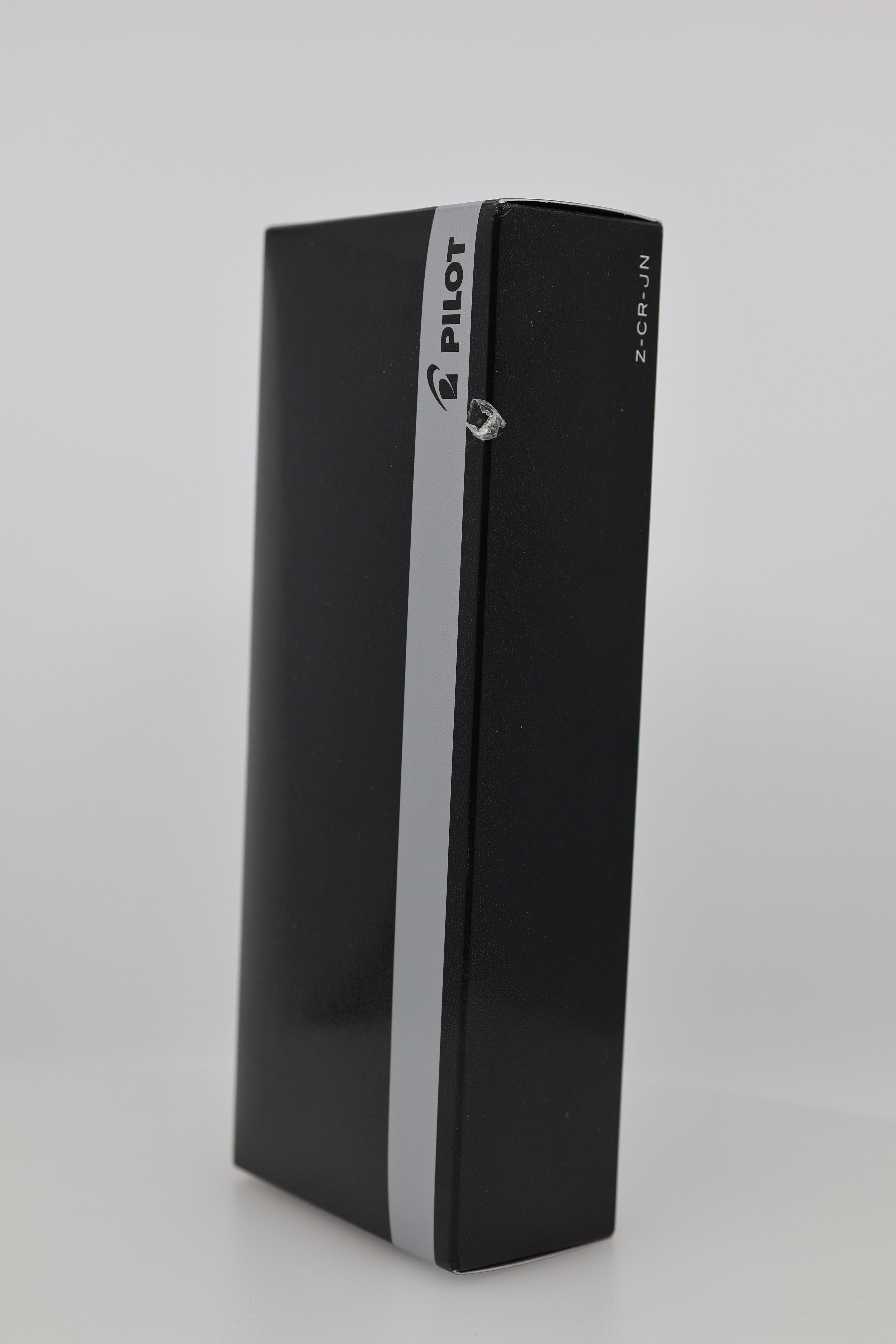 PILOT Custom 743 Black Fountain Pen