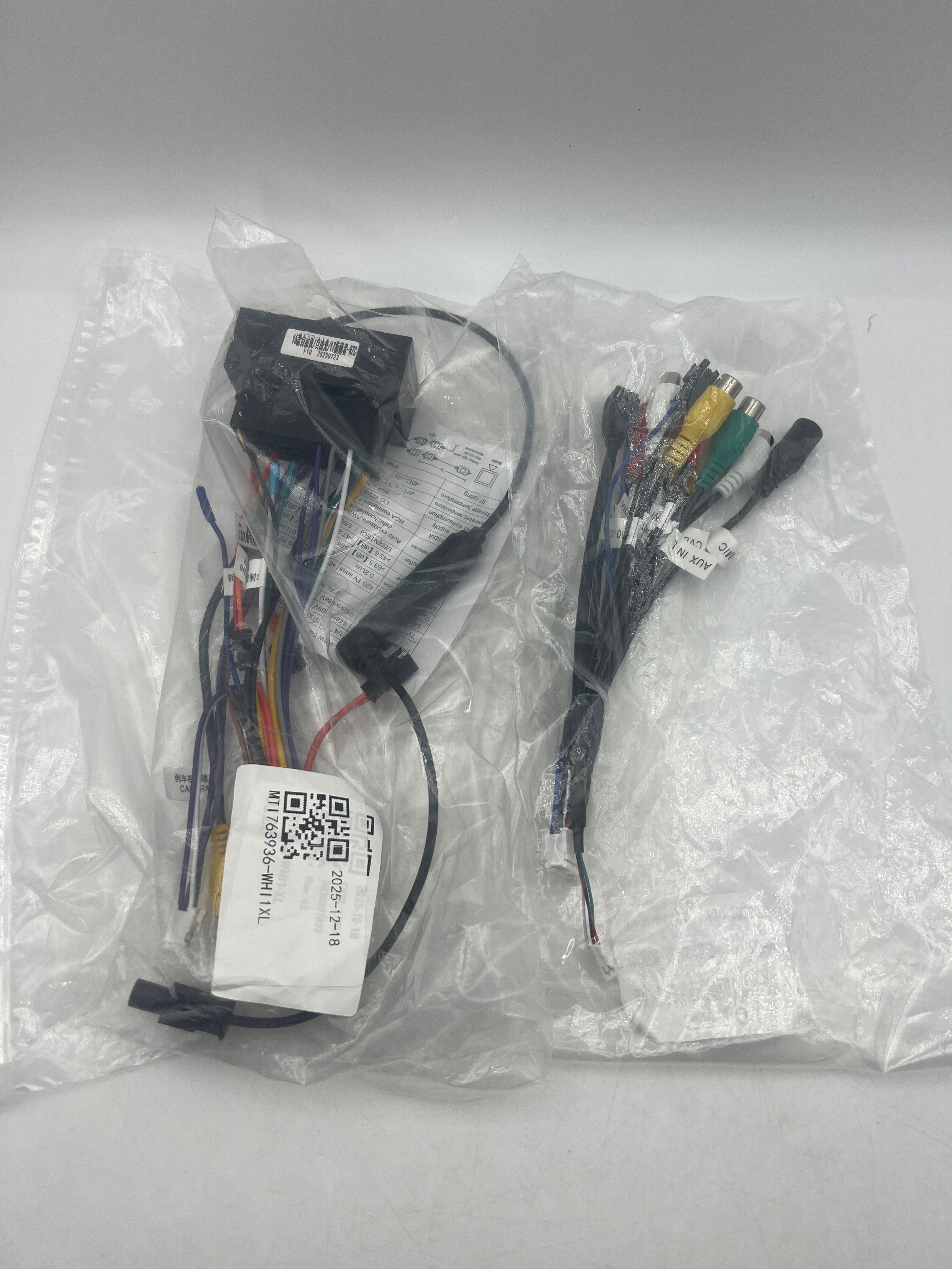 Wireless CarPlay and Android Auto