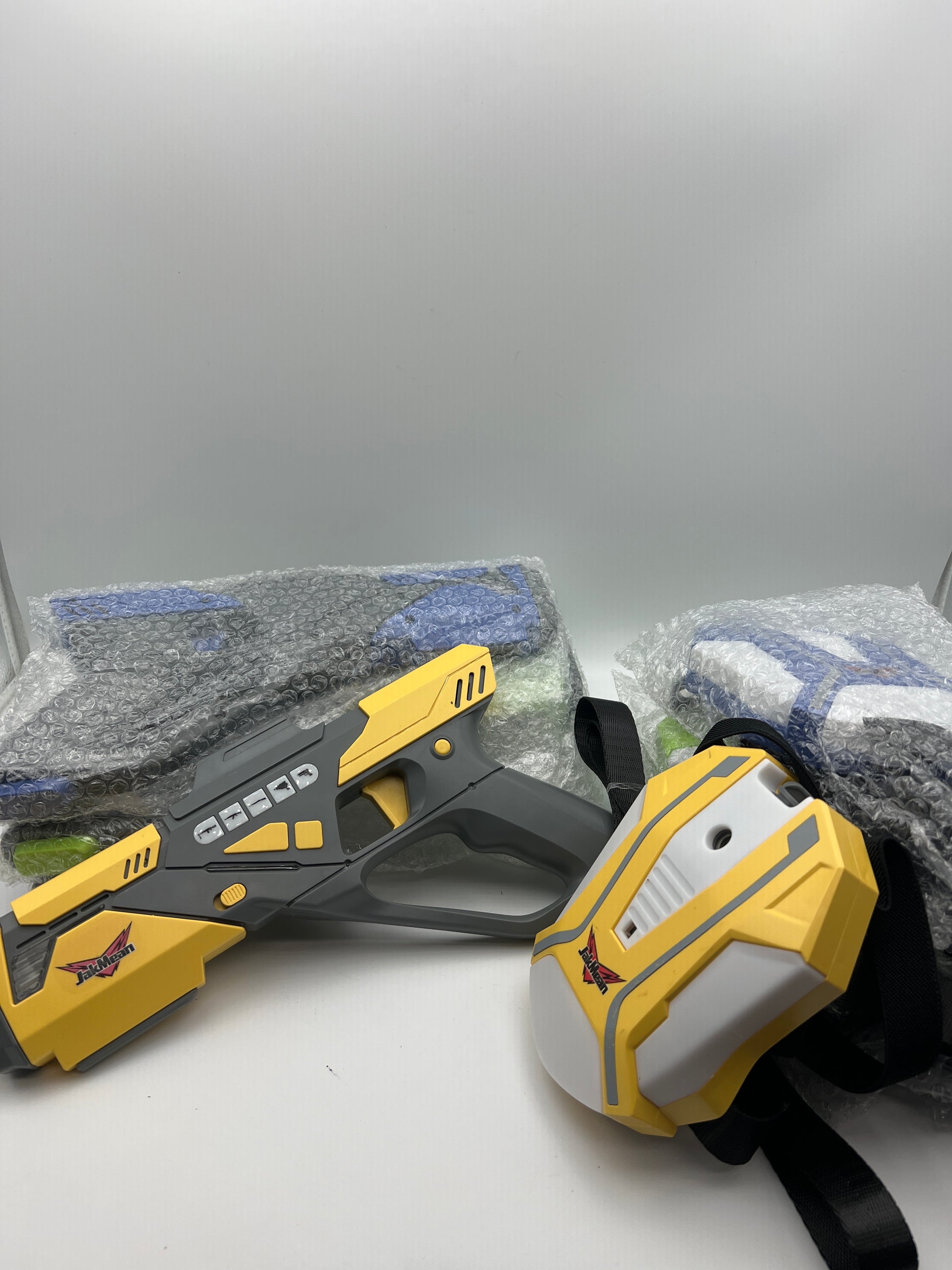 Rechargeable Laser Tag Set with Vests
