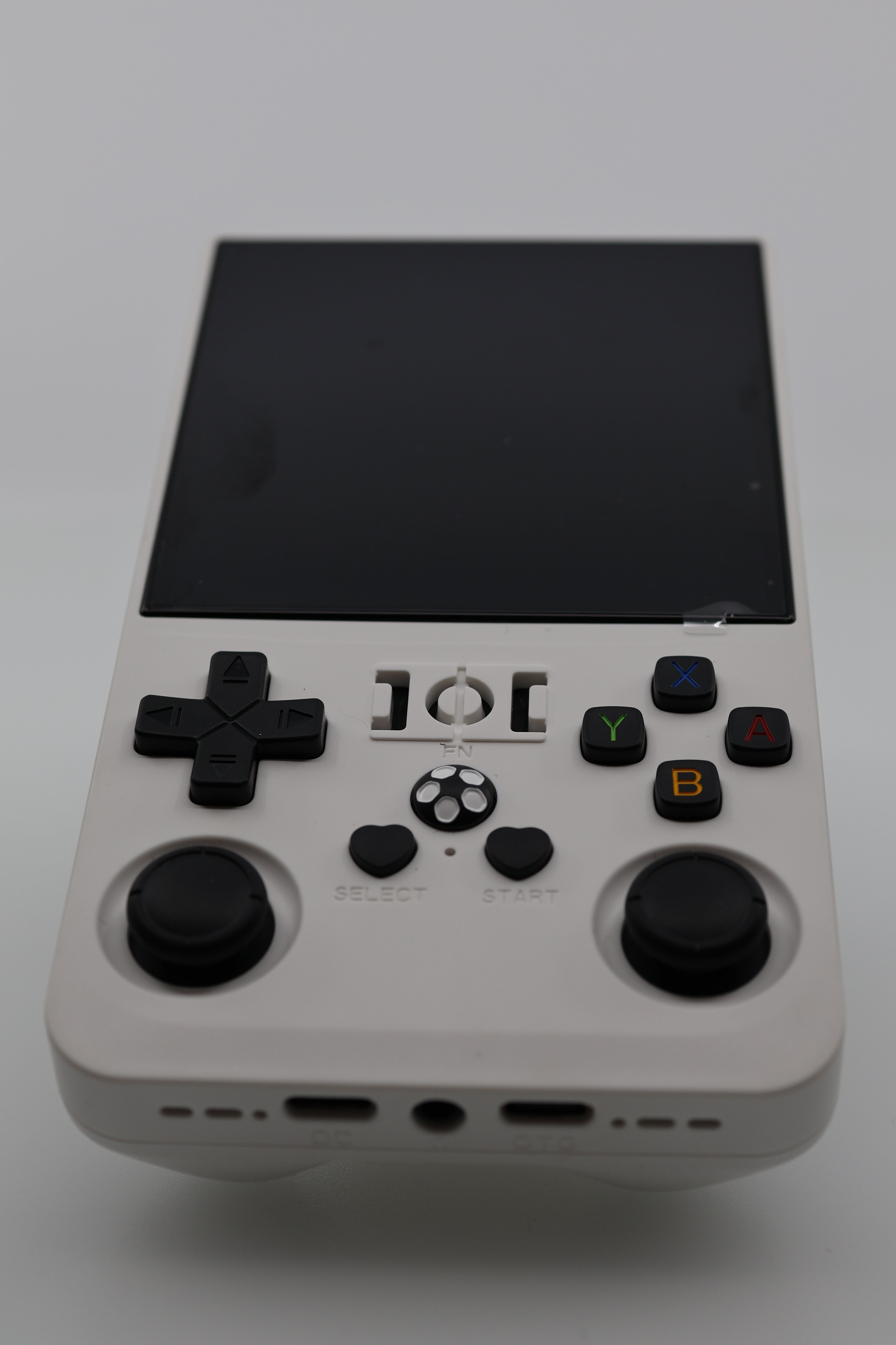 R36MAX Retro Gaming Console
