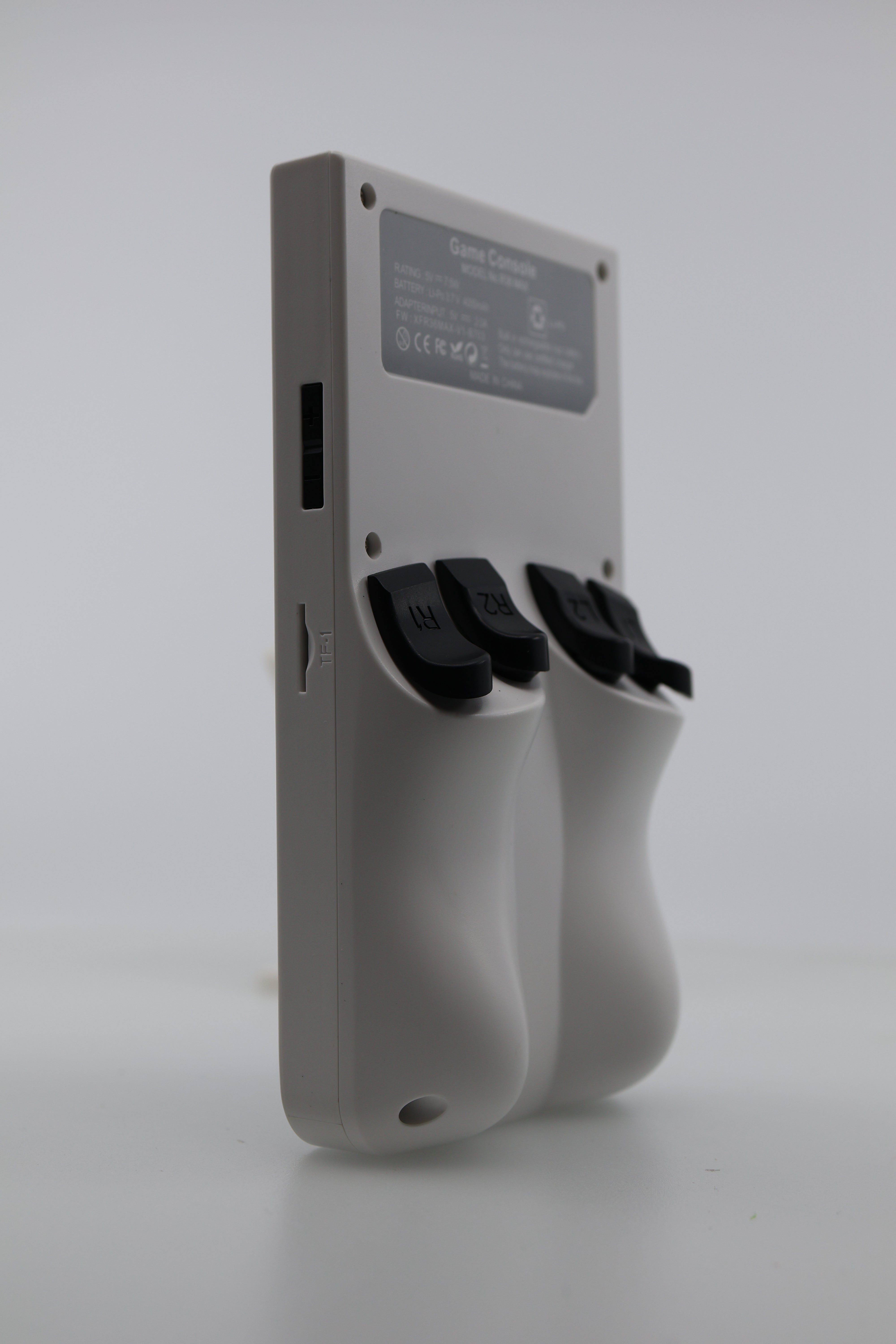 R36MAX Handheld Console