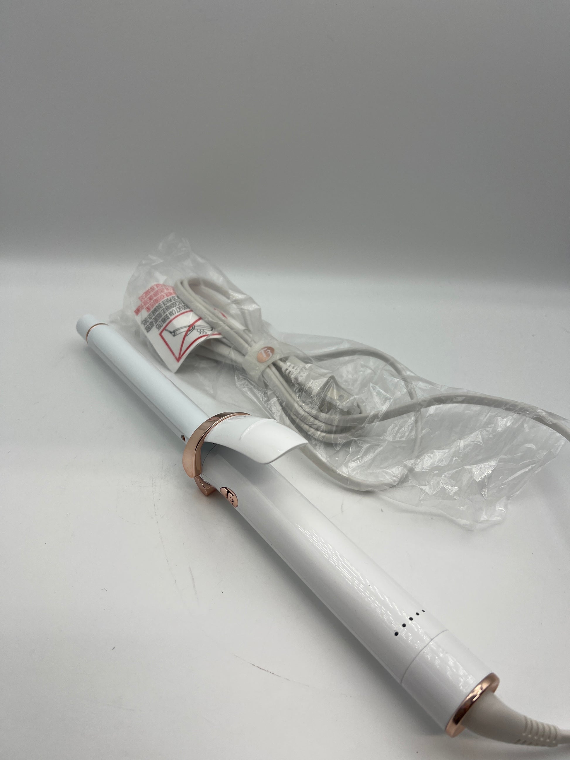 ¾ inch ceramic barrel curling iron