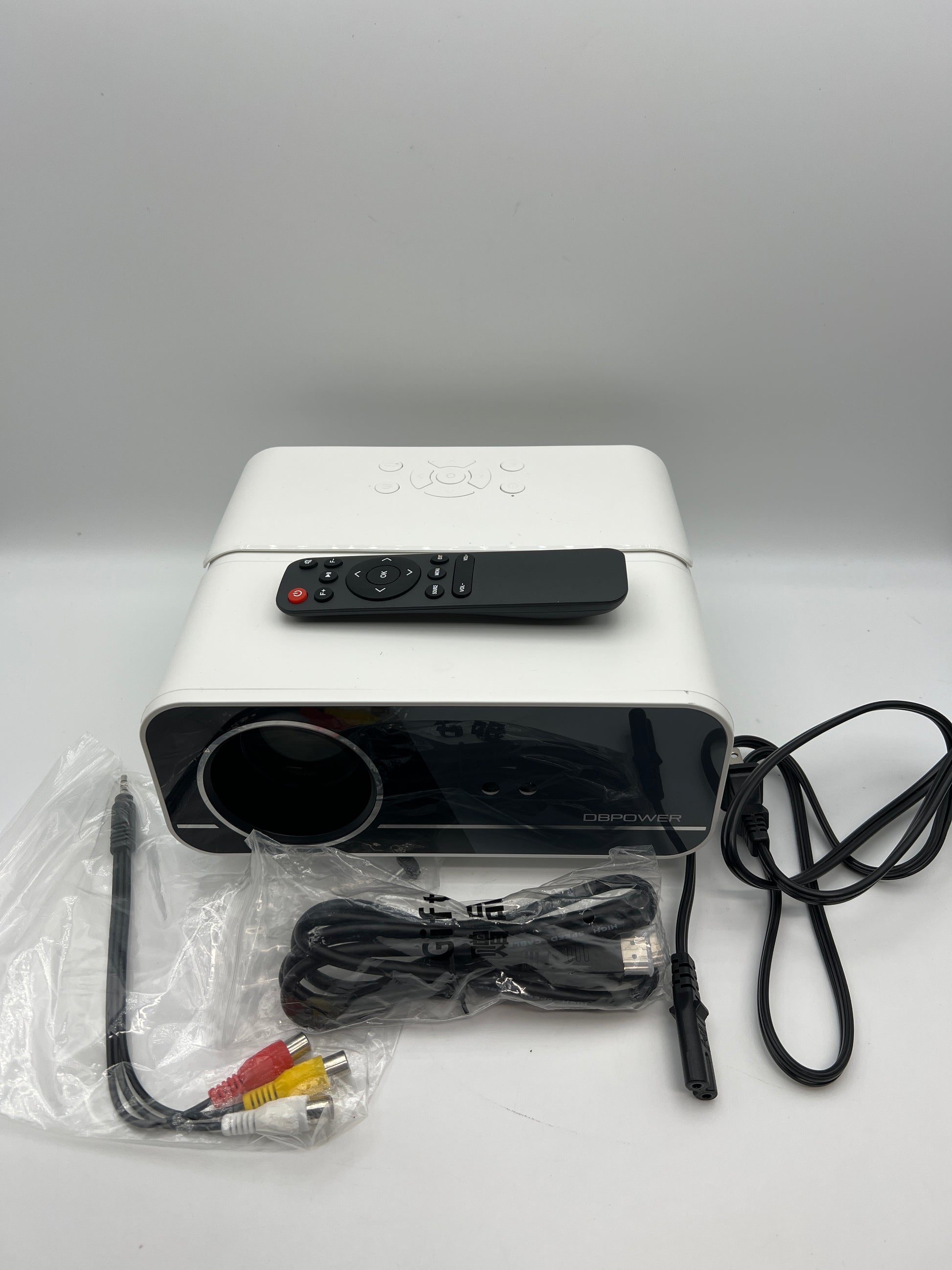 DBPOWER 4K Projector with Auto Focus