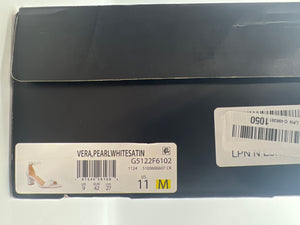 Naturalizer Women's Vera Sandal Pearl White Satin 11 M