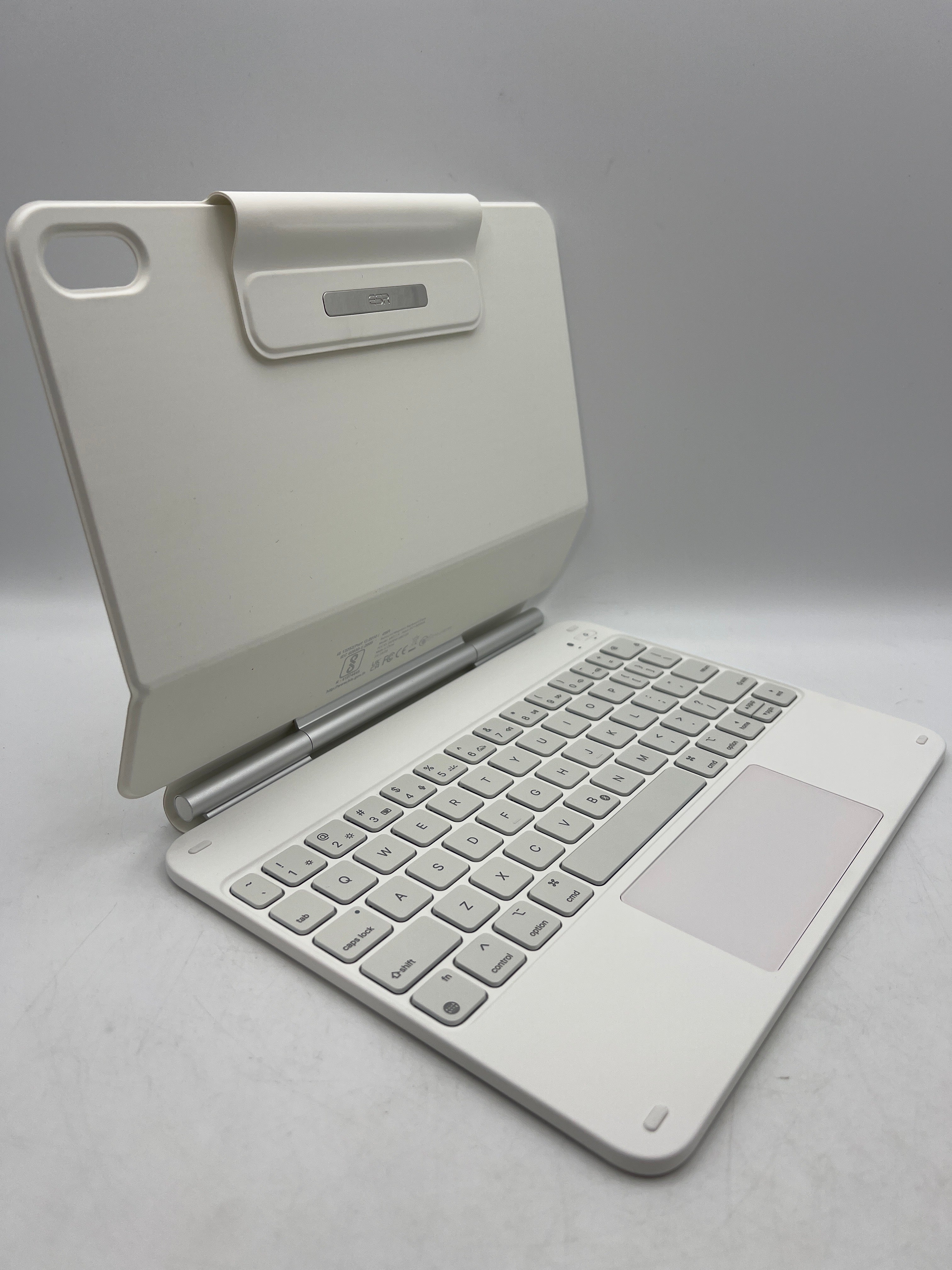 ESR iPad 11th Gen Magic Keyboard Case