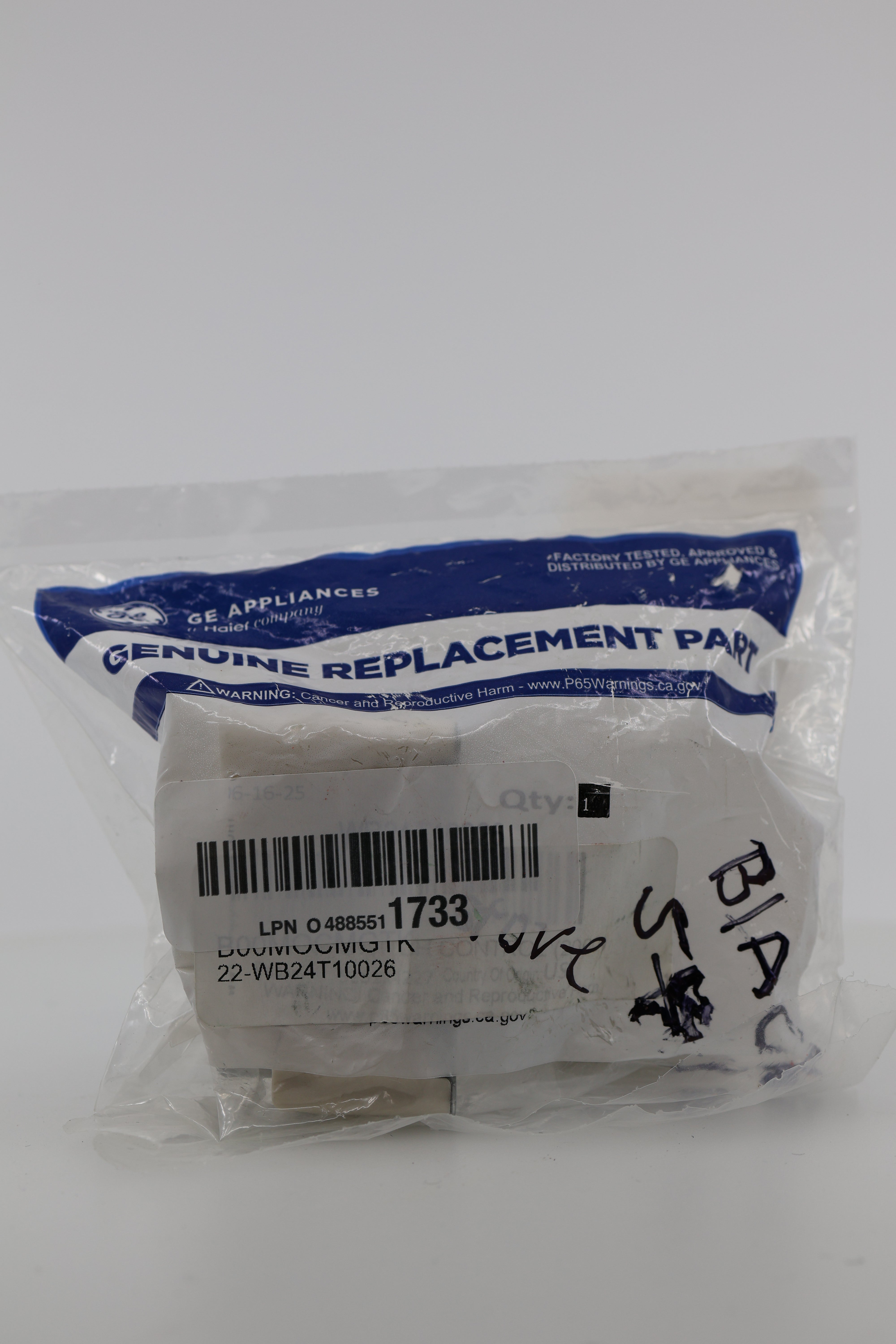 WB24T10026 Surface Element Control