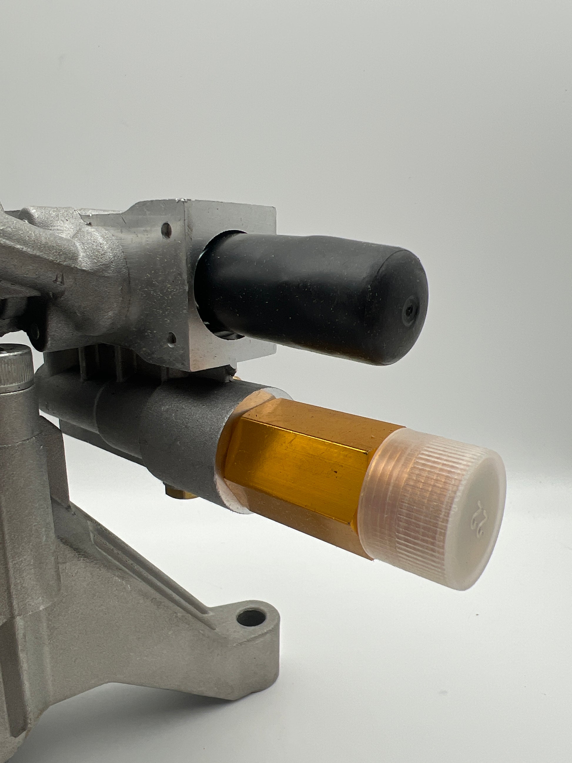 Biswing Pressure Washer Pump 7/8" Shaft Vertical Plunger 3400 PSI Max 2.5 GPM Replacement