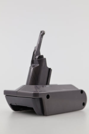 DeWalt to Dyson V7 Battery Adapter