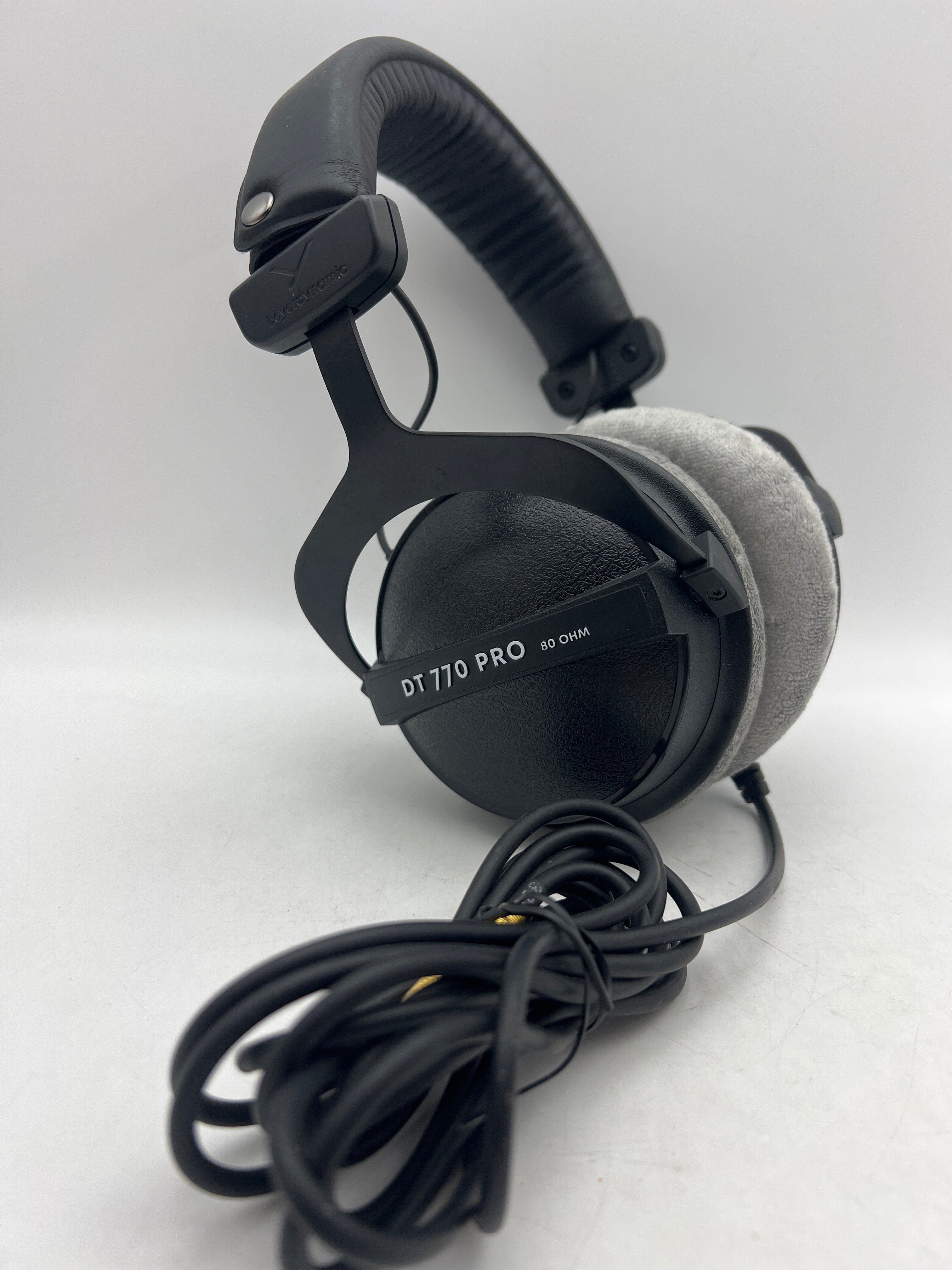 Beyerdynamic DT 770 PRO 80 Ohm Studio Headphones