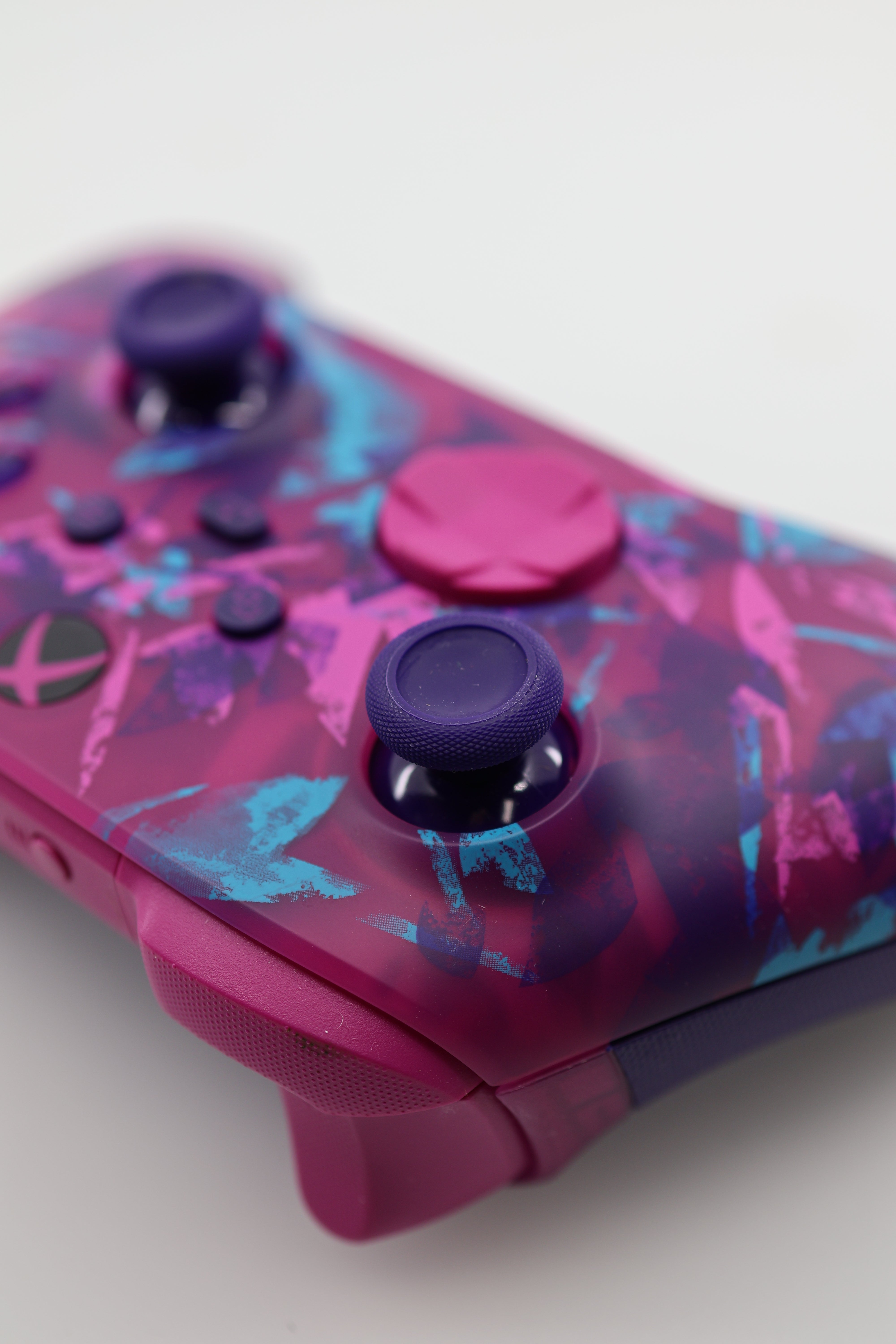Xbox Wireless Controller Heart Breaker Special Edition